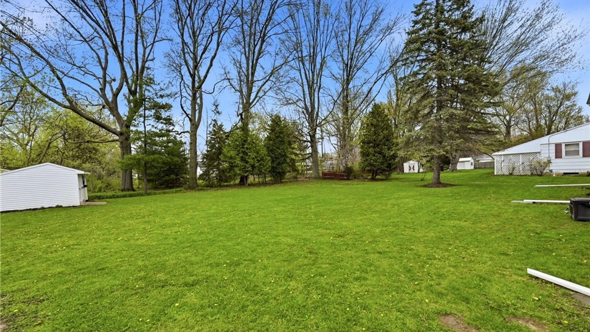 Property at 4660 Apple Drive, Lewiston, NY 14092 44