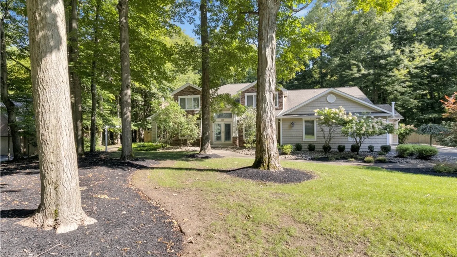 Property at 88 Middlebury Road, Orchard Park, NY 14127 2