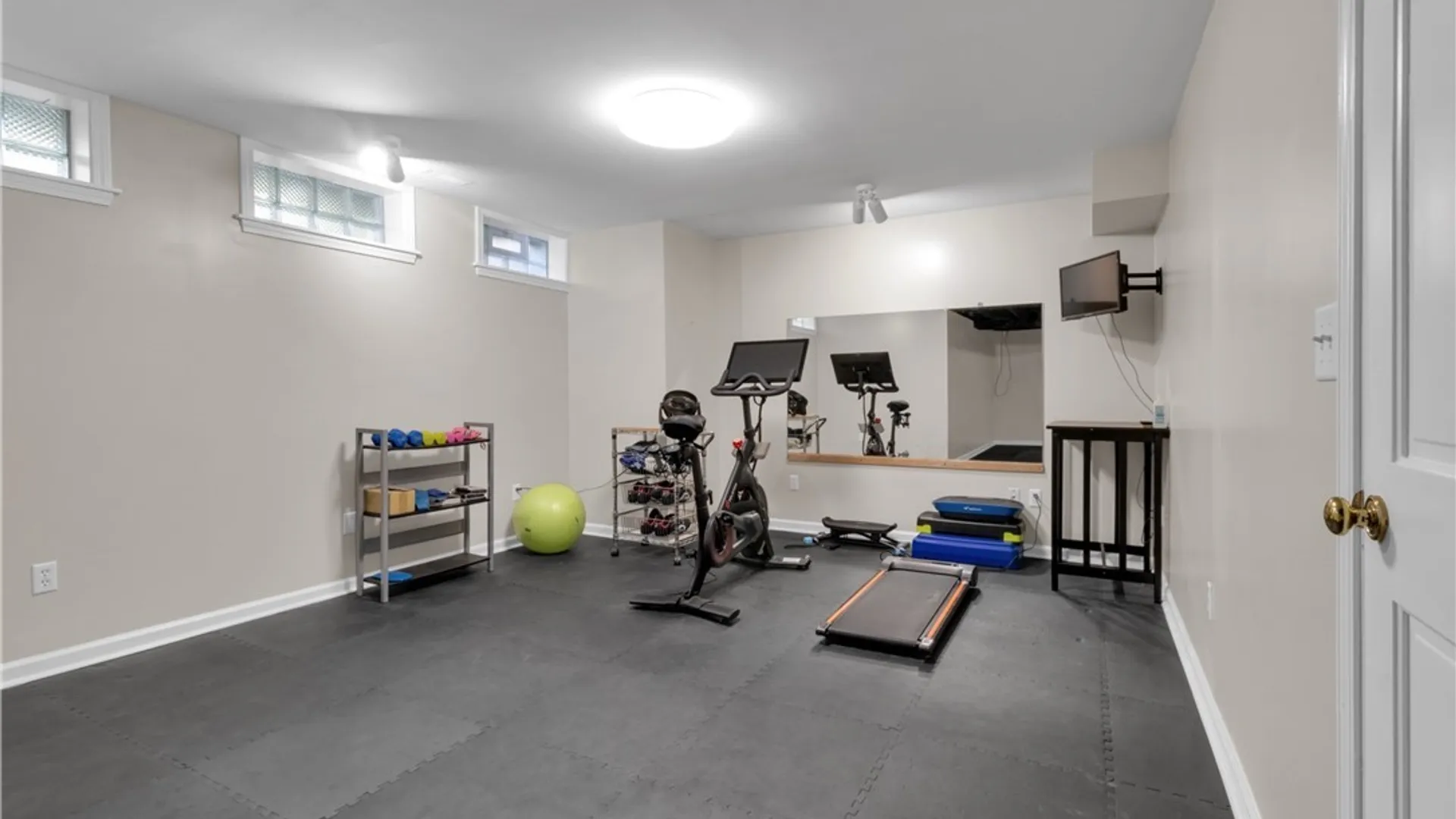 Property at 88 Middlebury Road, Orchard Park, NY 14127 42