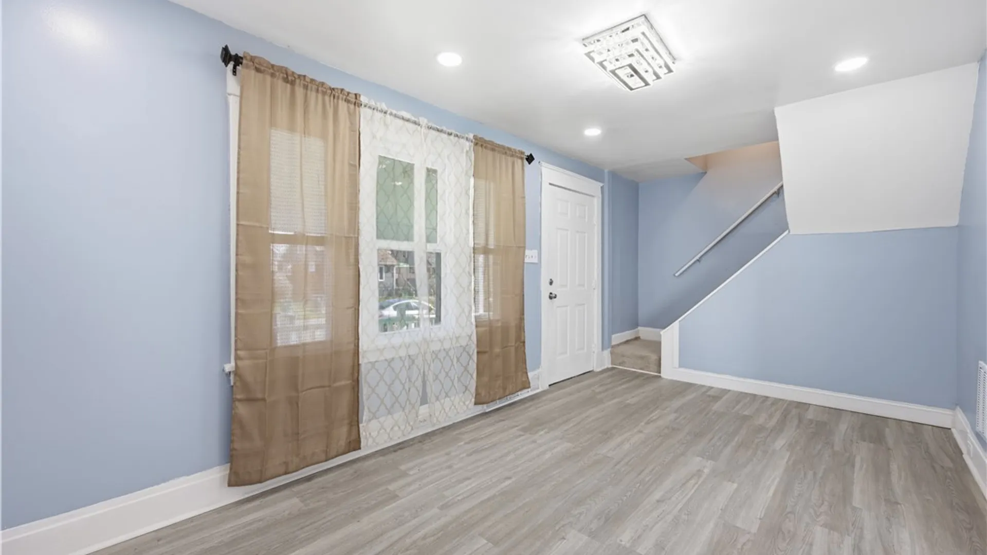 Property at 27 Connelly Avenue, Buffalo, NY 14215 10