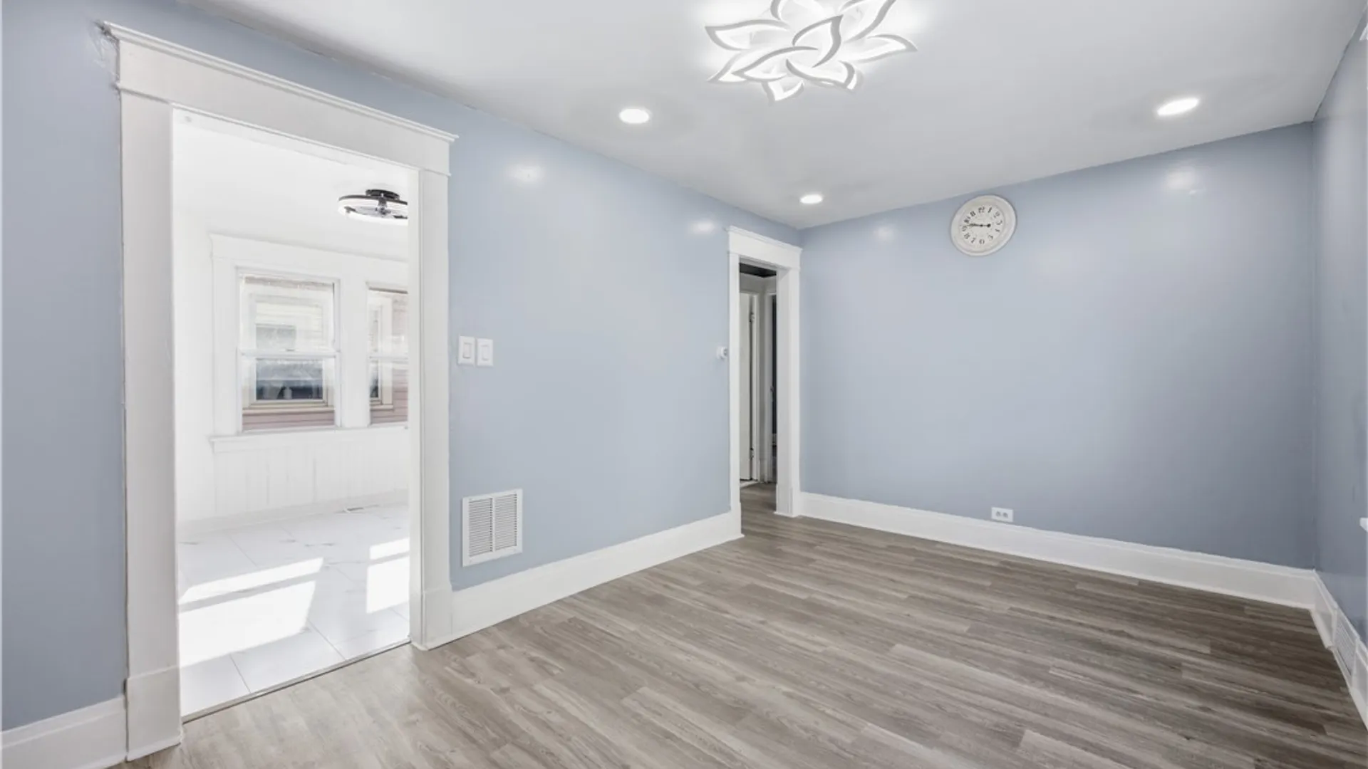 Property at 27 Connelly Avenue, Buffalo, NY 14215 14