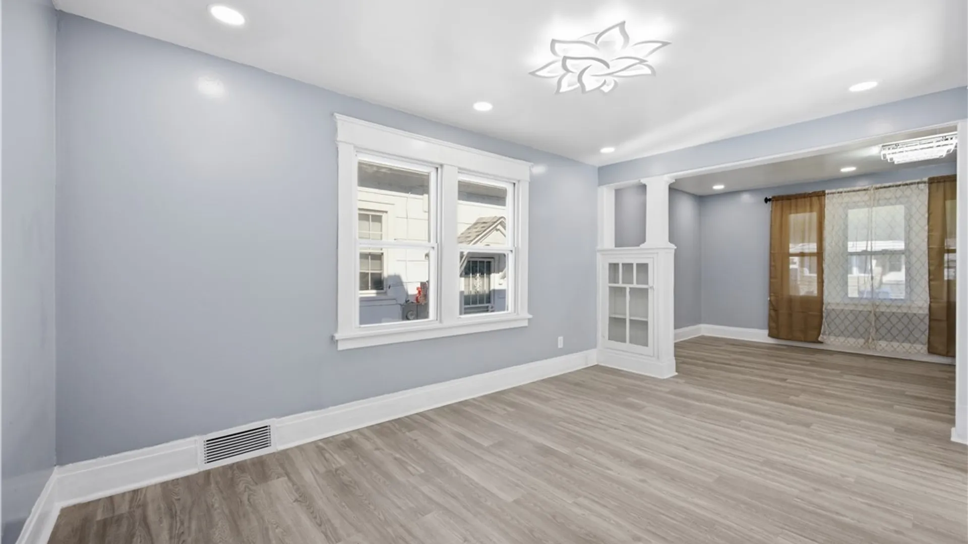 Property at 27 Connelly Avenue, Buffalo, NY 14215 16
