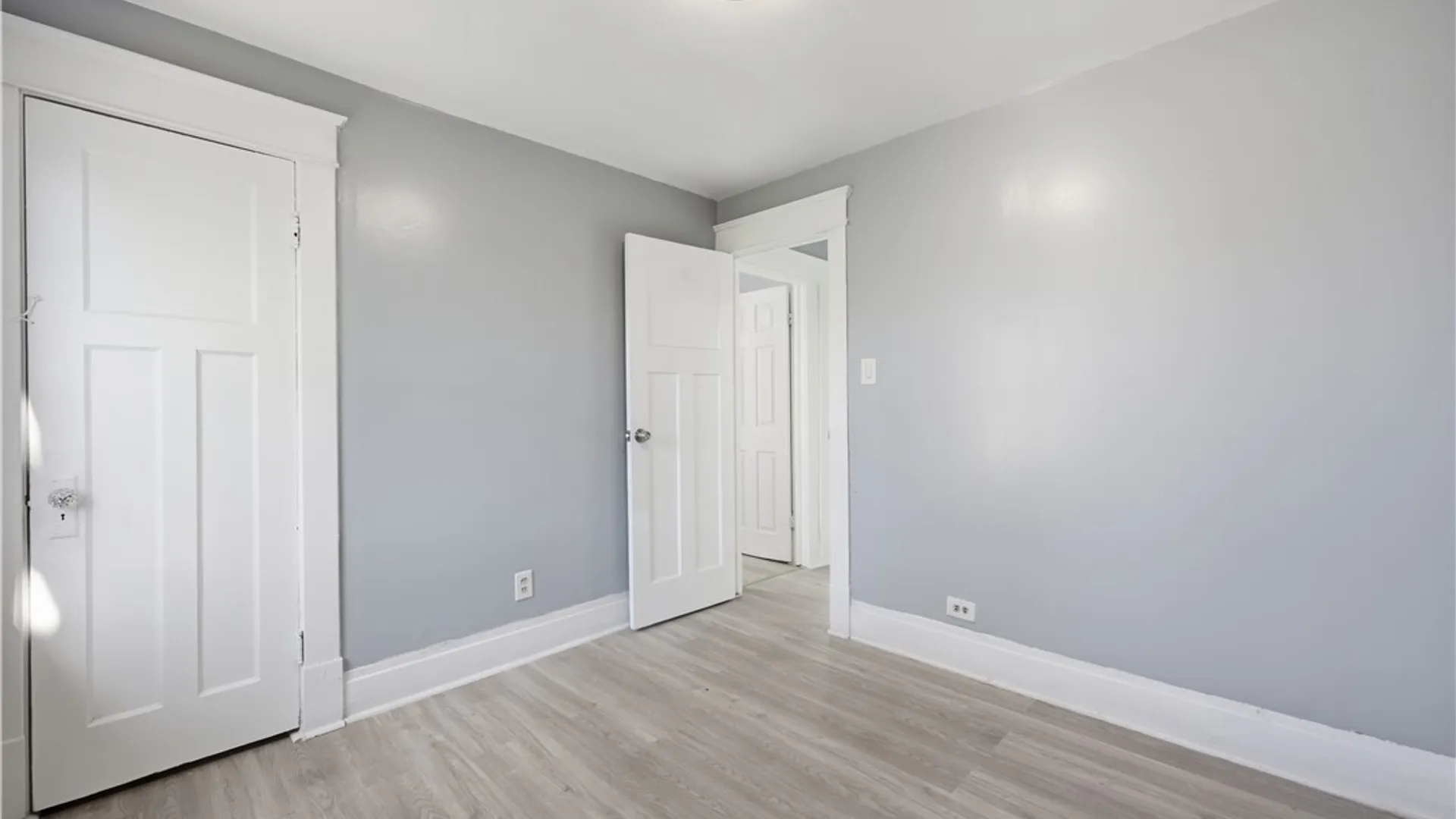 Property at 27 Connelly Avenue, Buffalo, NY 14215 23