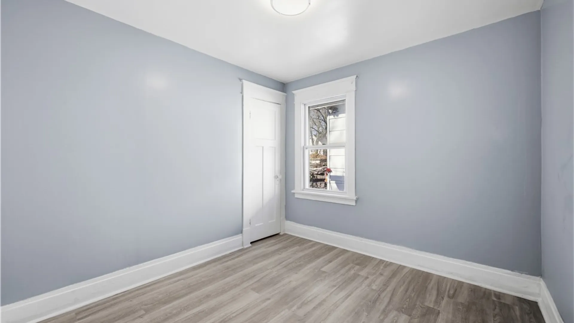Property at 27 Connelly Avenue, Buffalo, NY 14215 24