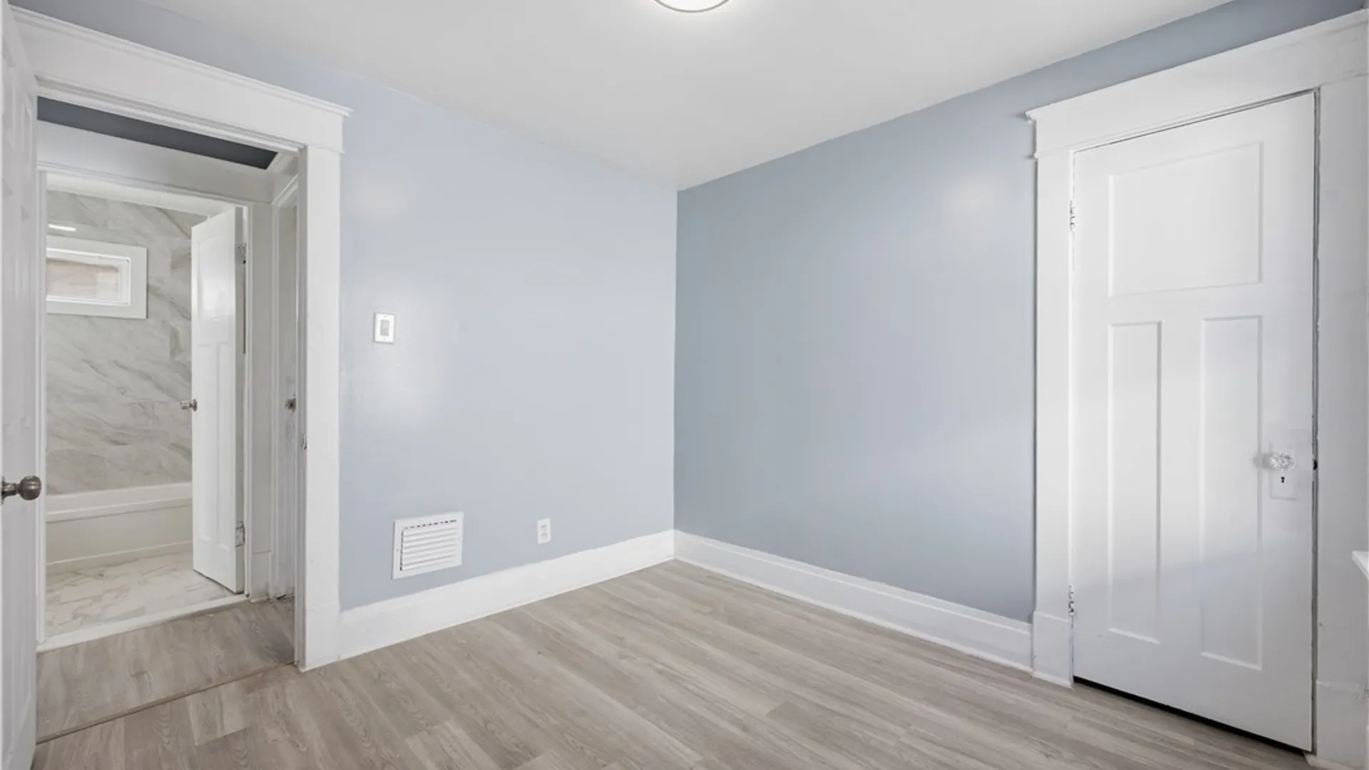 Property at 27 Connelly Avenue, Buffalo, NY 14215 25