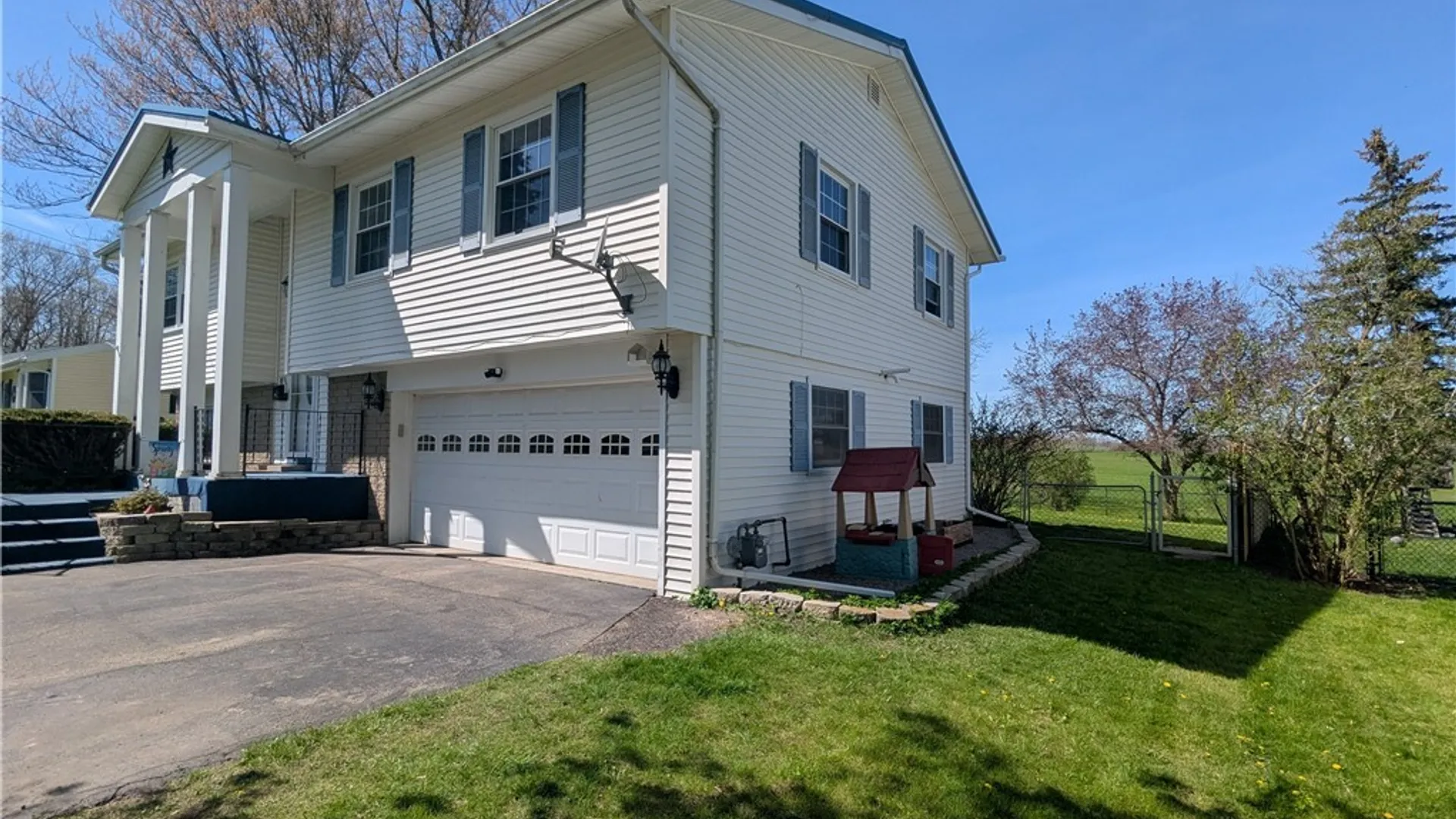 Property at 10 Liberty Street, Perry, NY 14530 4