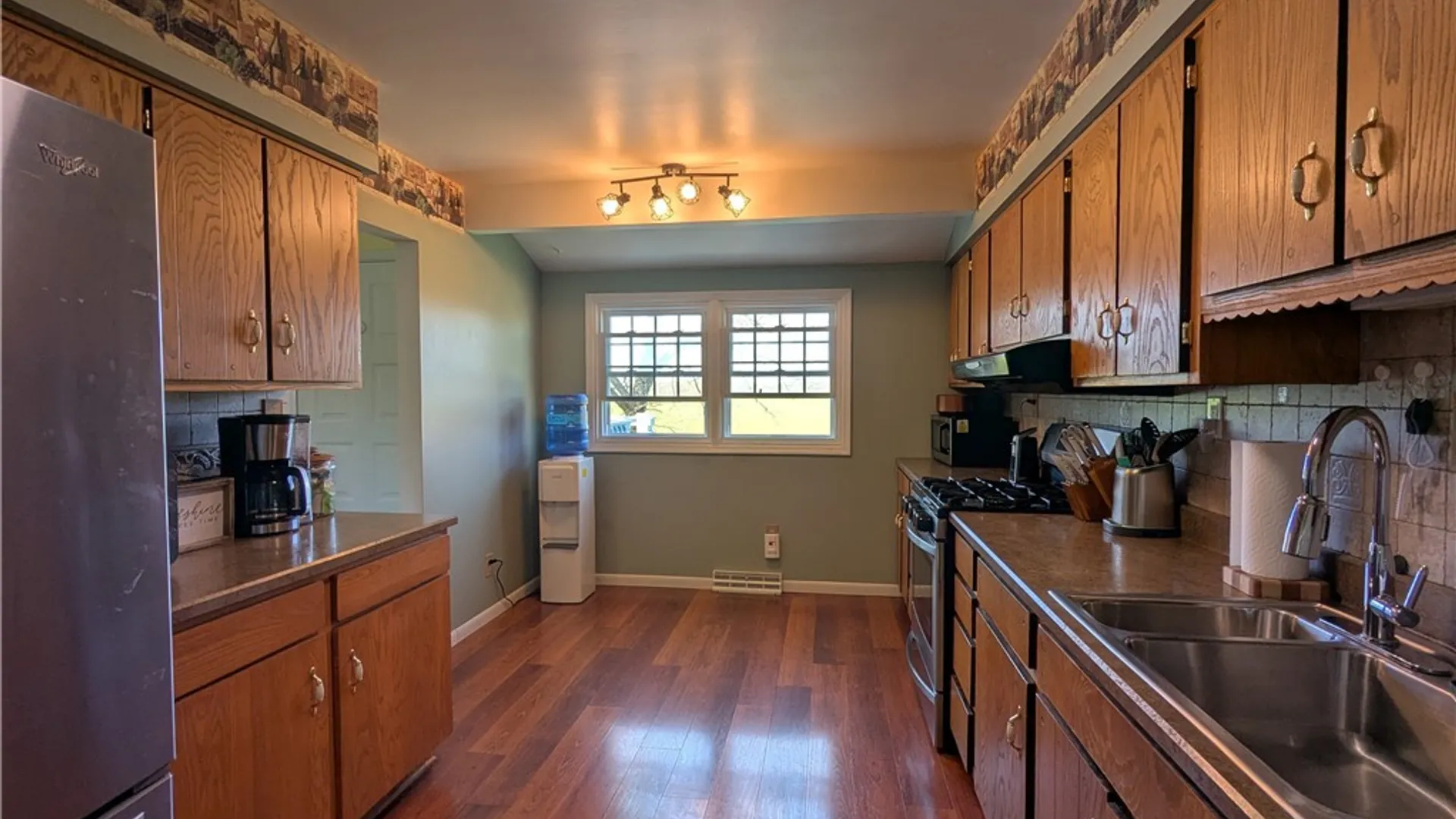 Property at 10 Liberty Street, Perry, NY 14530 6