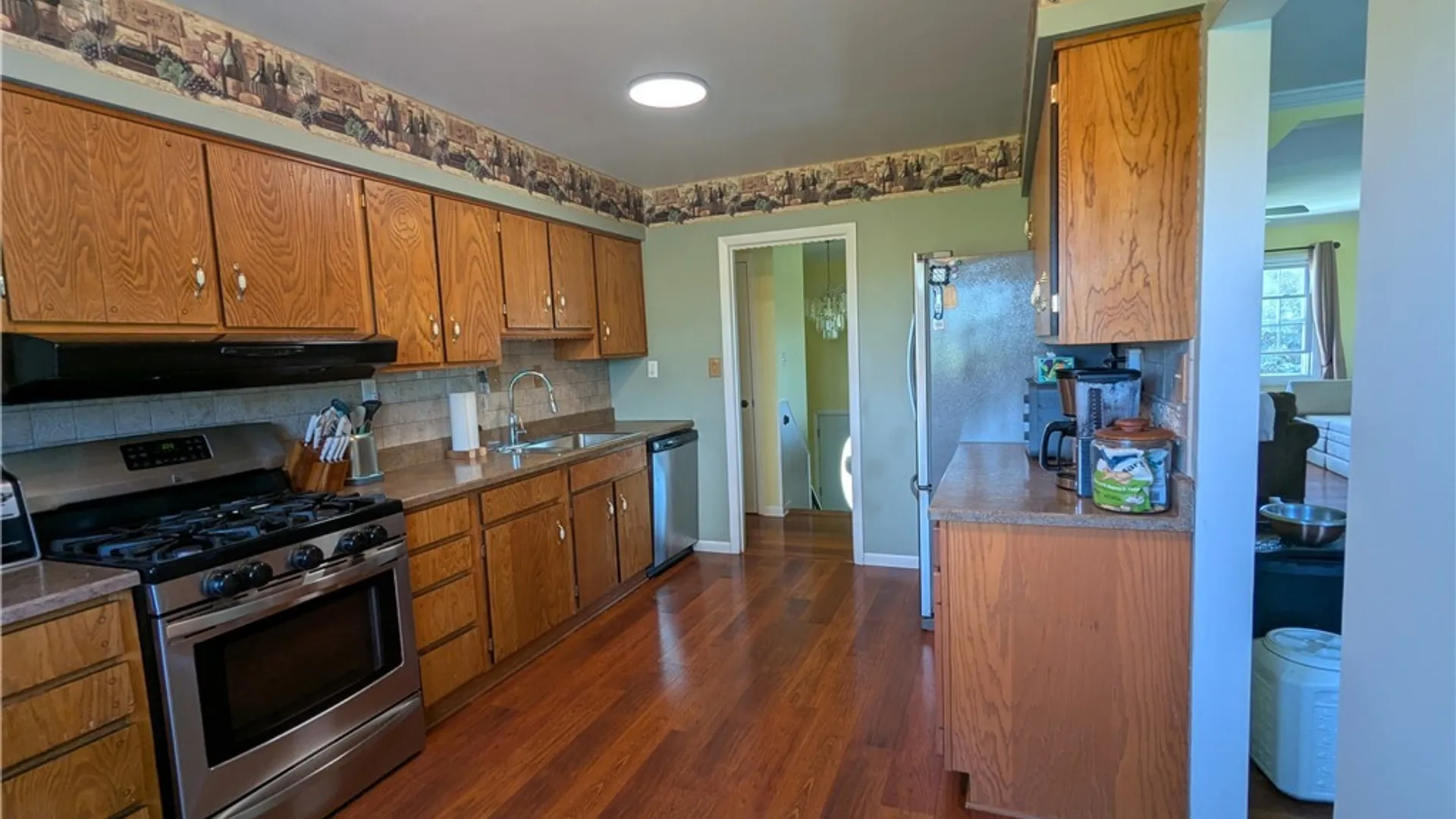 Property at 10 Liberty Street, Perry, NY 14530 9