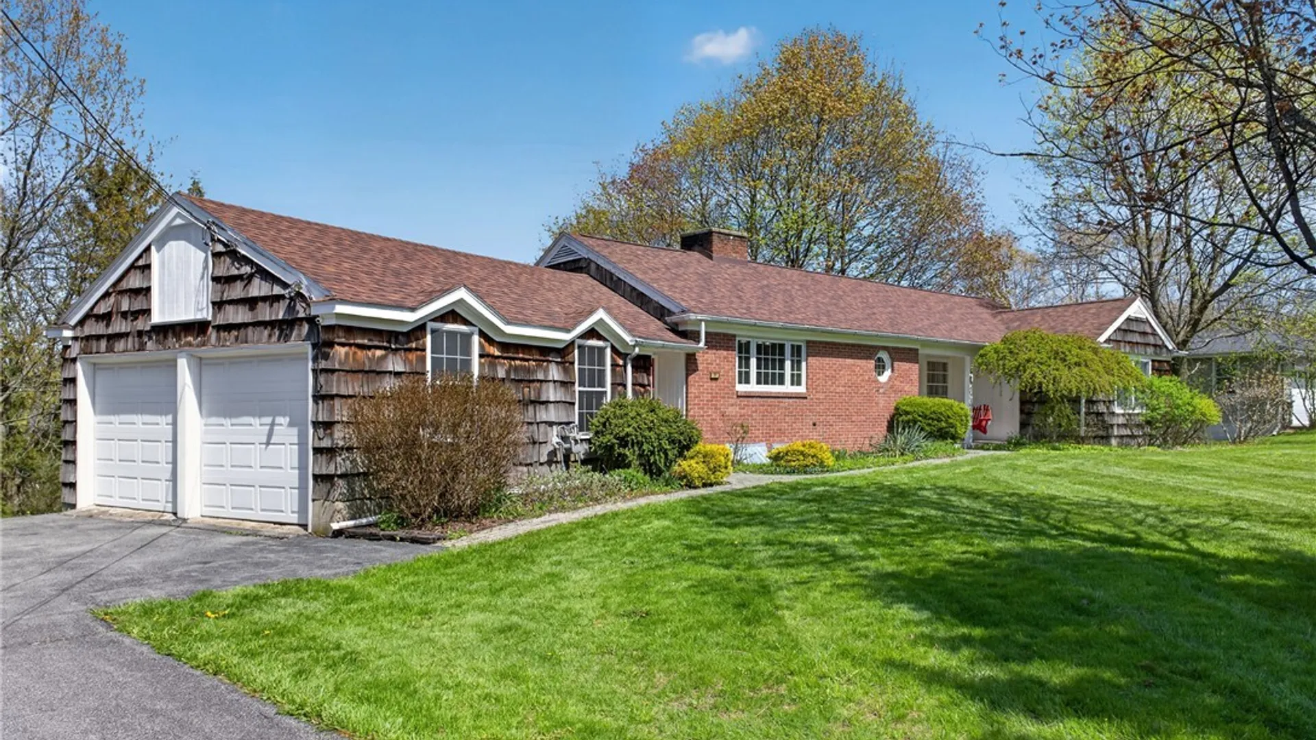 Property at 7881 Salt Springs Road, Manlius, NY 13066 2