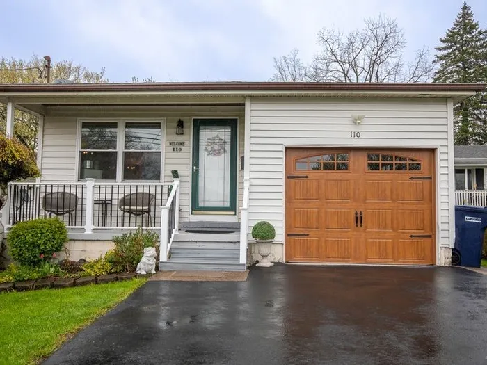 Property at 110 Leicestershire Road, Irondequoit, NY 14621