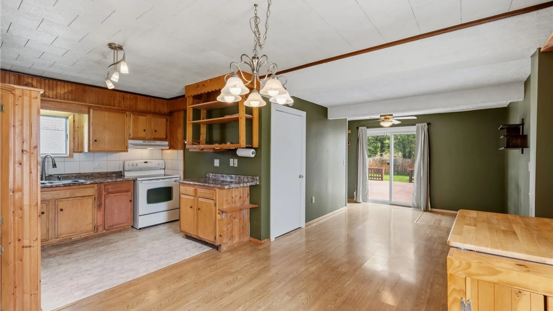 Property at 11 Maple Avenue, Manchester, NY 14548 11