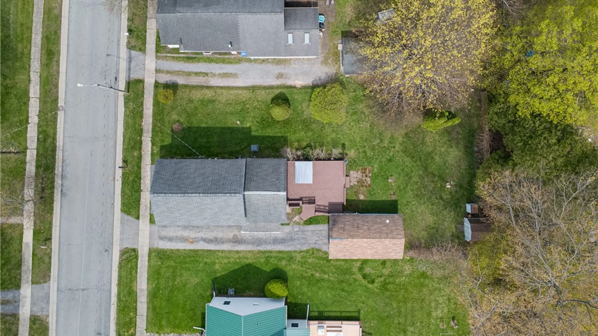 Property at 11 Maple Avenue, Manchester, NY 14548 38