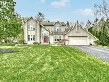 15 Corral Drive, Penfield, NY 14526