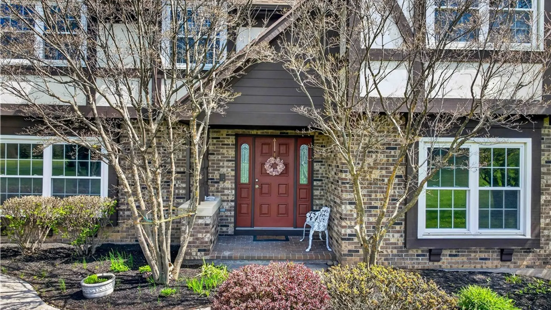 Property at 5 Poinciana Drive, Pittsford, NY 14534 14