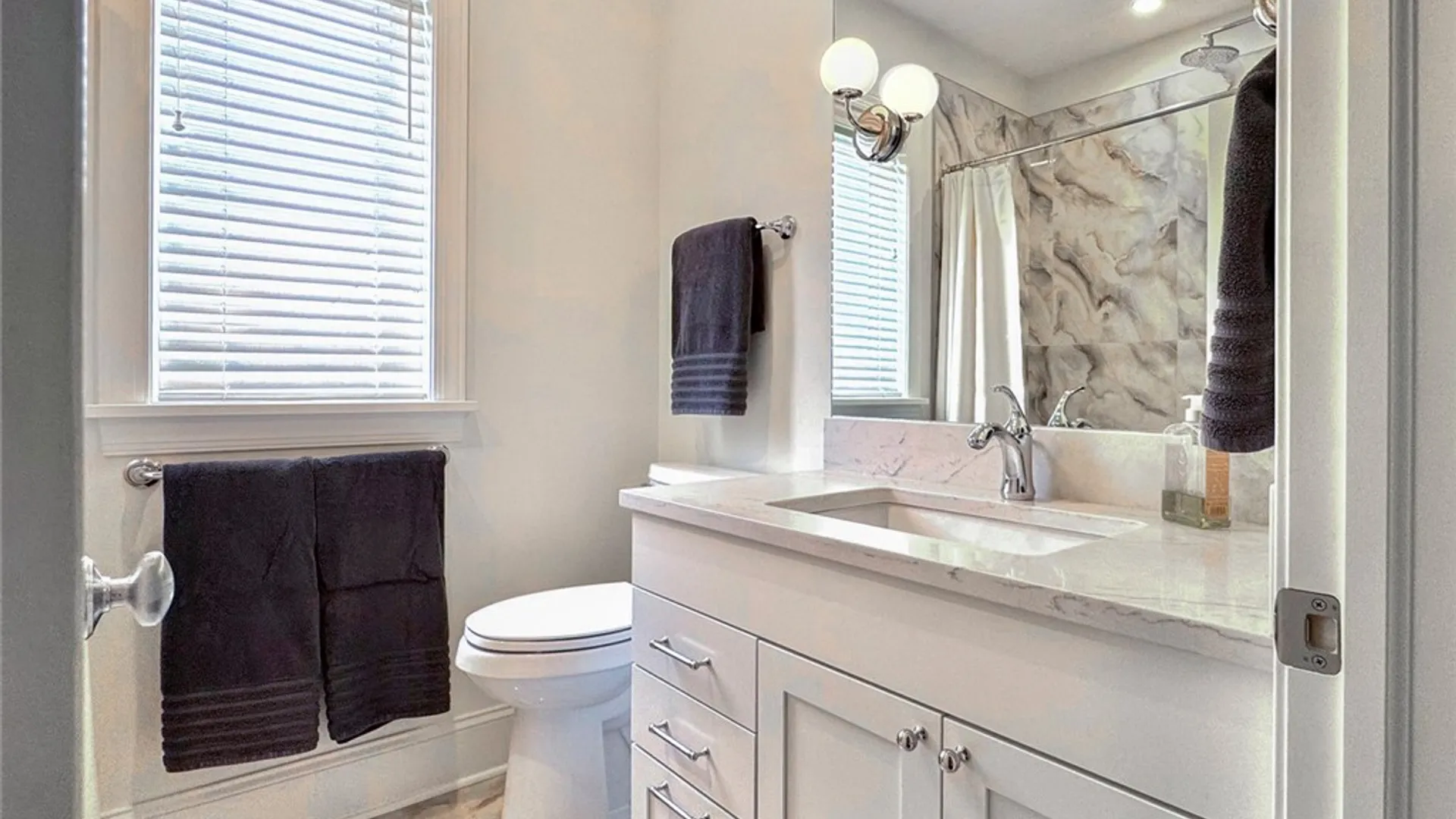 Property at 9 Hawkstone Way, Pittsford, NY 14534 18