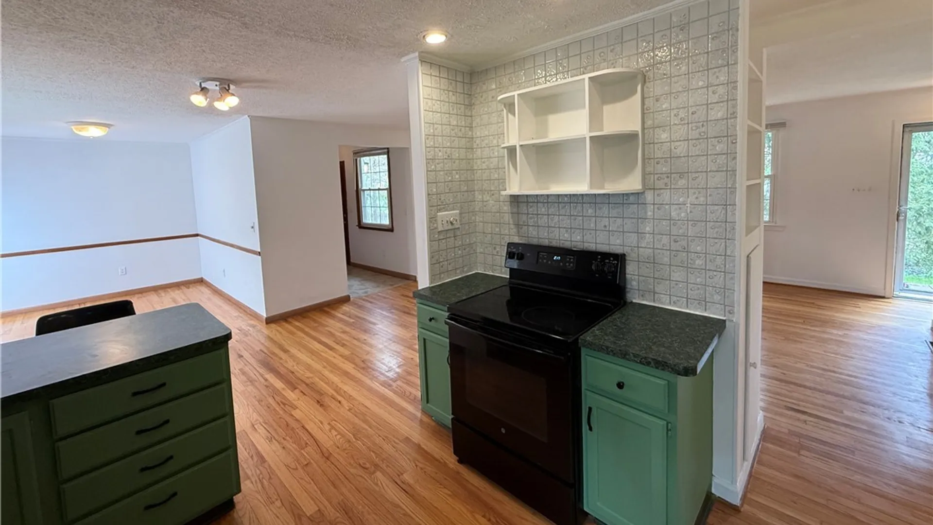 Property at 5002 Woodside Road, DeWitt, NY 13066 17