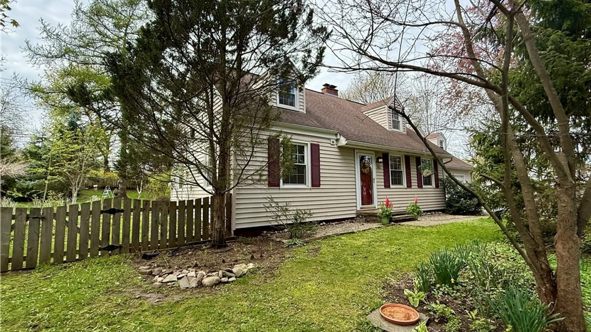 Property at 5002 Woodside Road, DeWitt, NY 13066 2