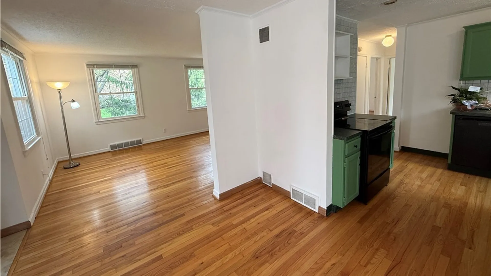 Property at 5002 Woodside Road, DeWitt, NY 13066 21