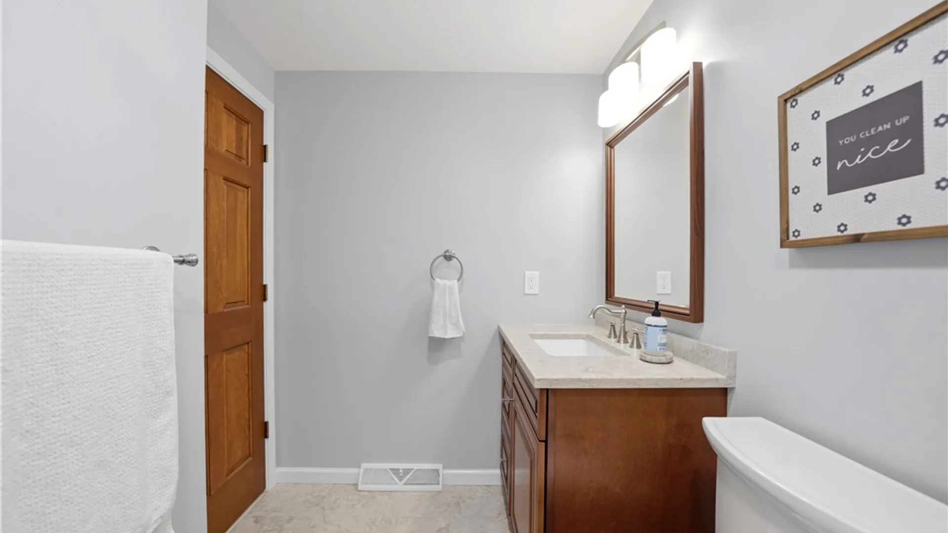Property at 400 West Avenue, West Seneca, NY 14224 32