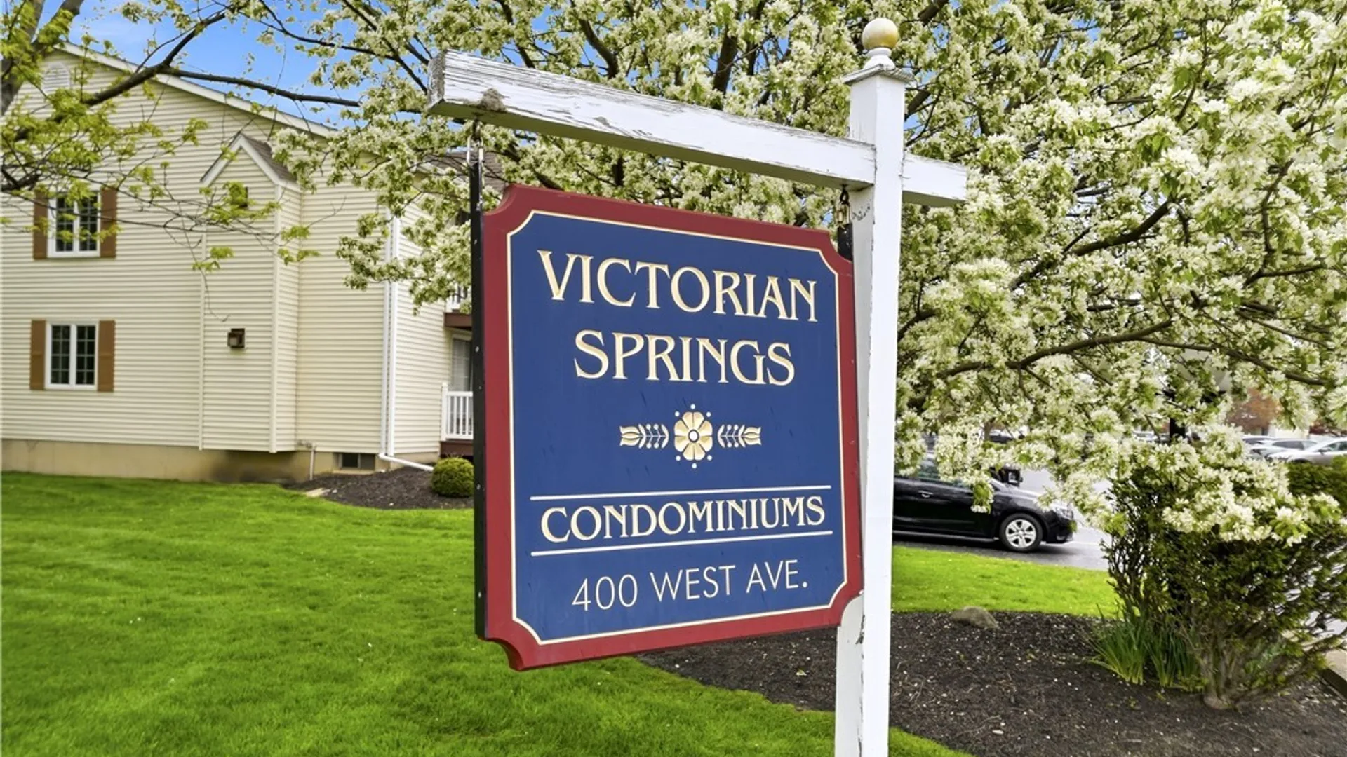 Property at 400 West Avenue, West Seneca, NY 14224 6