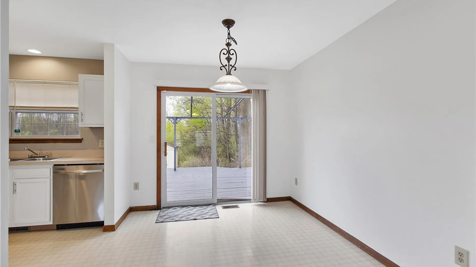 Property at 8644 Disraeli, Cicero, NY 13039 10