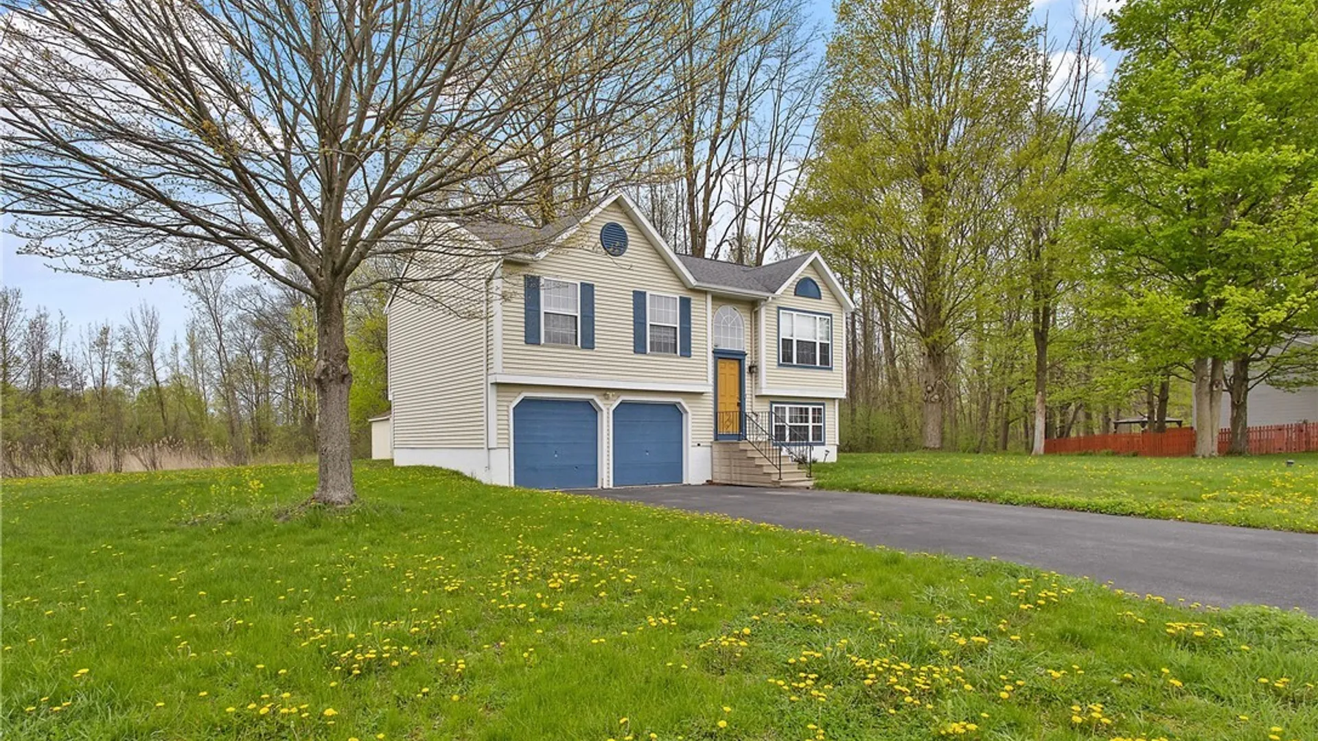 Property at 8644 Disraeli, Cicero, NY 13039 2