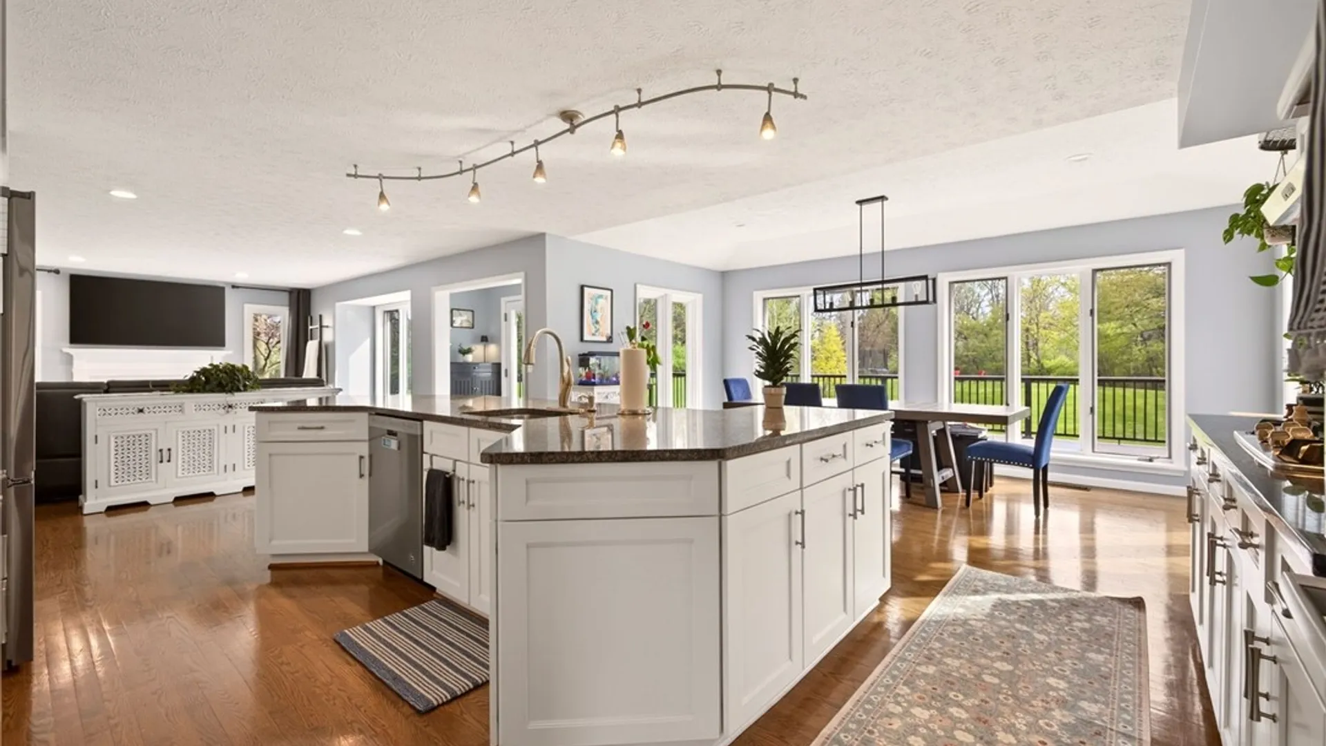 Property at 153 Caversham Woods, Pittsford, NY 14534 20