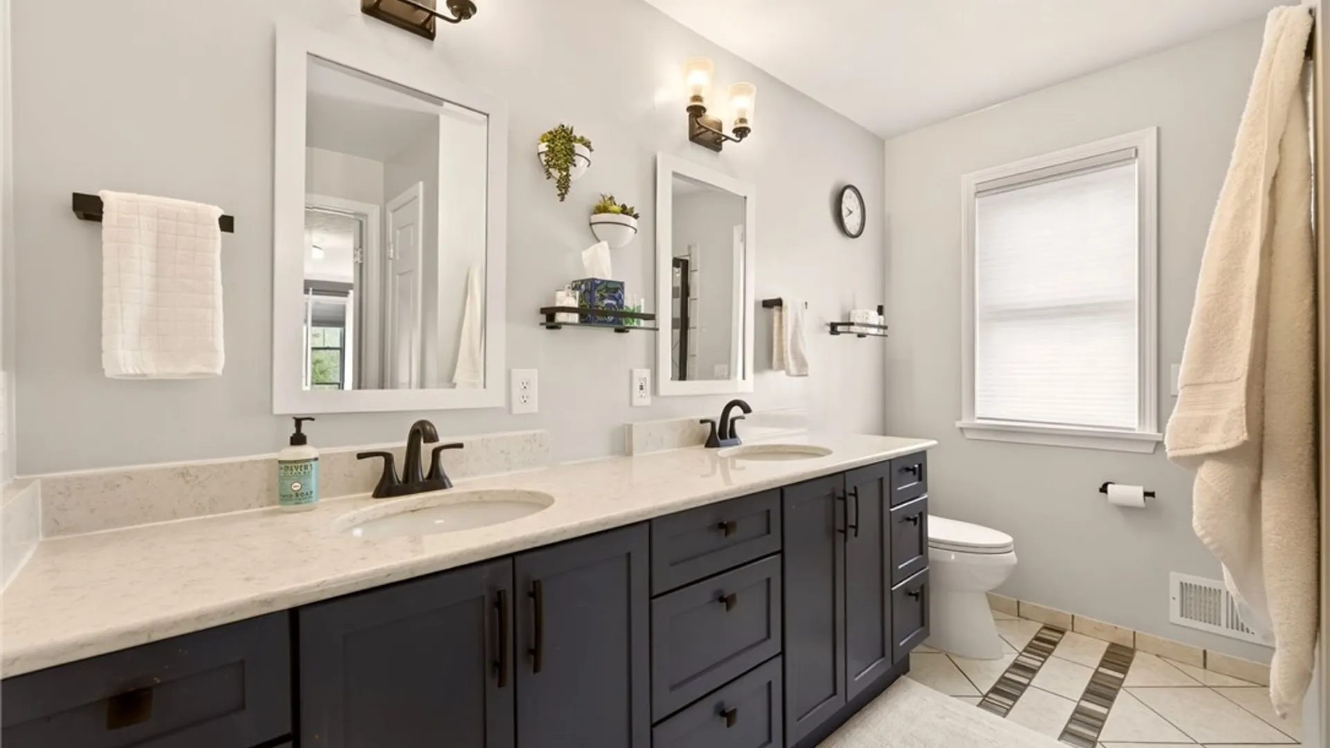 Property at 153 Caversham Woods, Pittsford, NY 14534 36