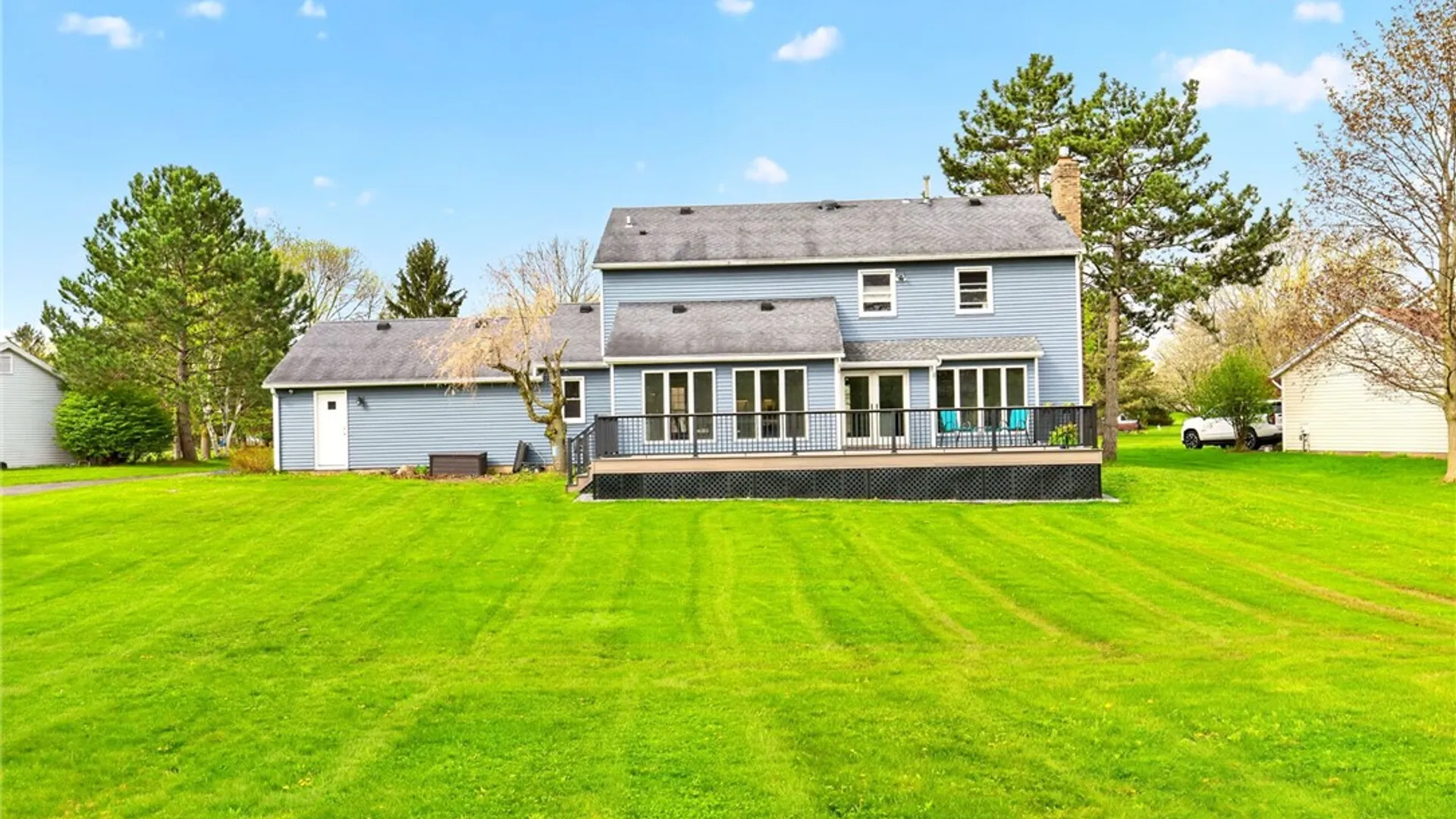 Property at 153 Caversham Woods, Pittsford, NY 14534 7