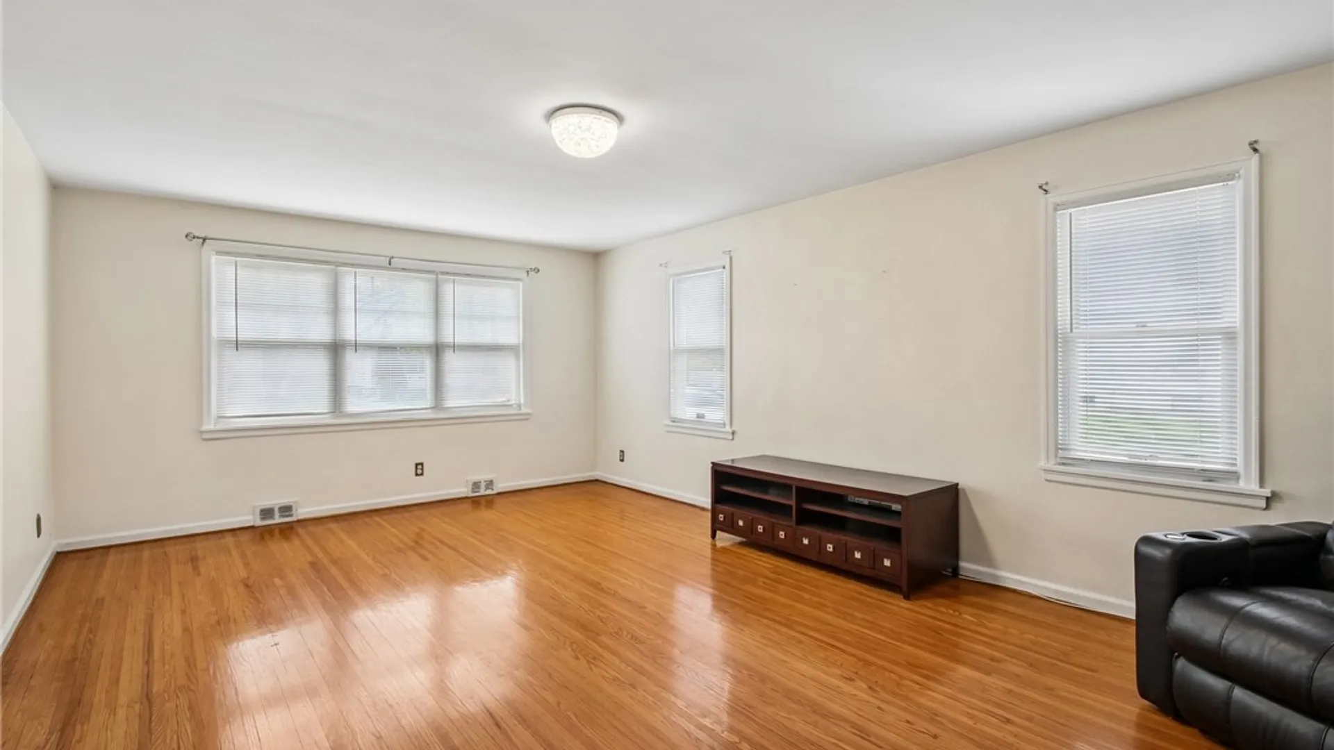 Property at 1542 Goodman Street, Rochester, NY 14609 9