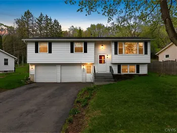 Property at 303 Crestwood Drive, Camillus, NY 13031