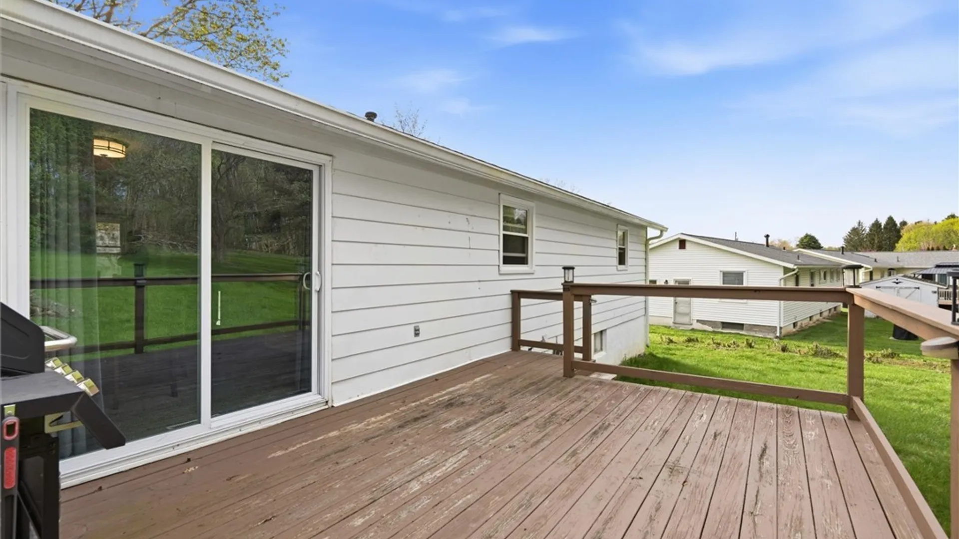Property at 303 Crestwood Drive, Camillus, NY 13031 36
