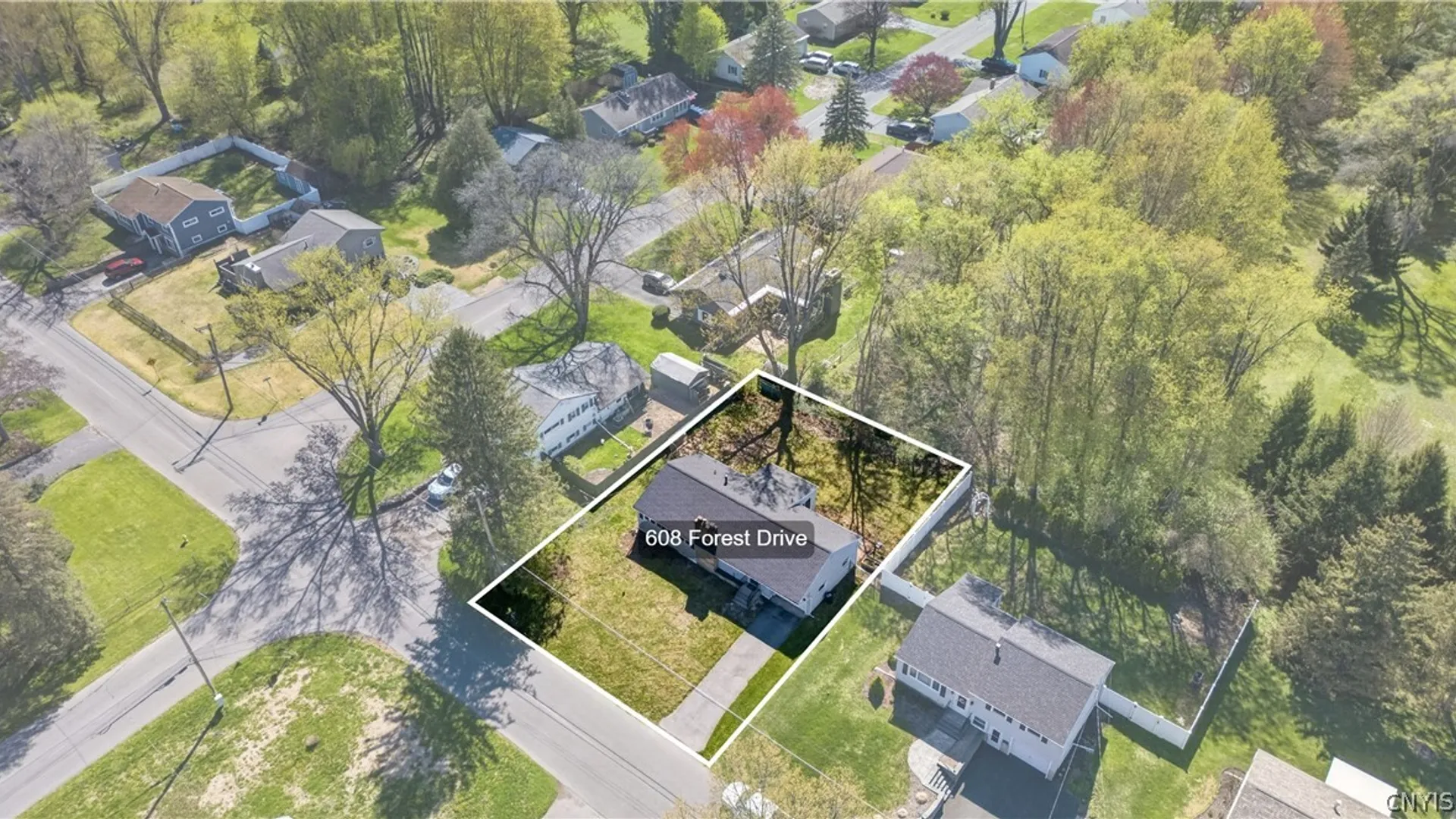 Property at 608 Forest Drive, Cicero, NY 13212 5