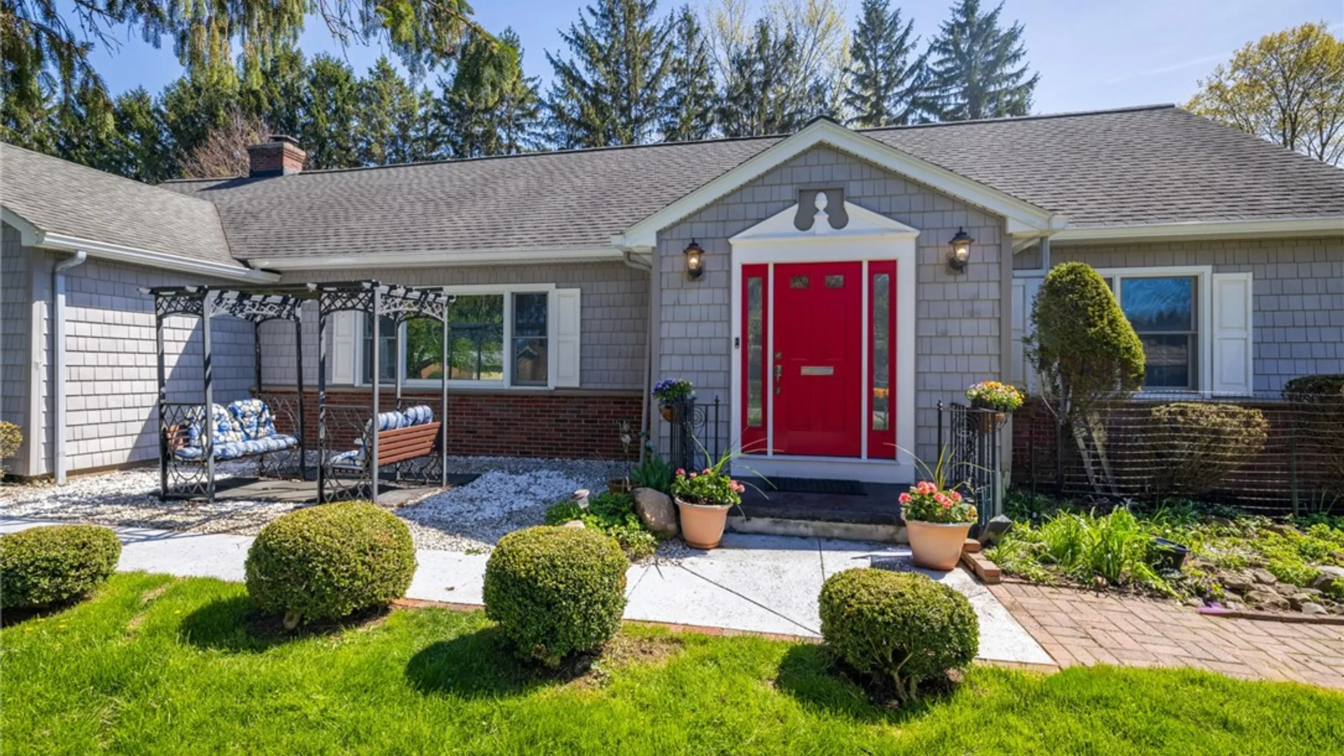Property at 25 Coral Way, Brighton, NY 14618 4