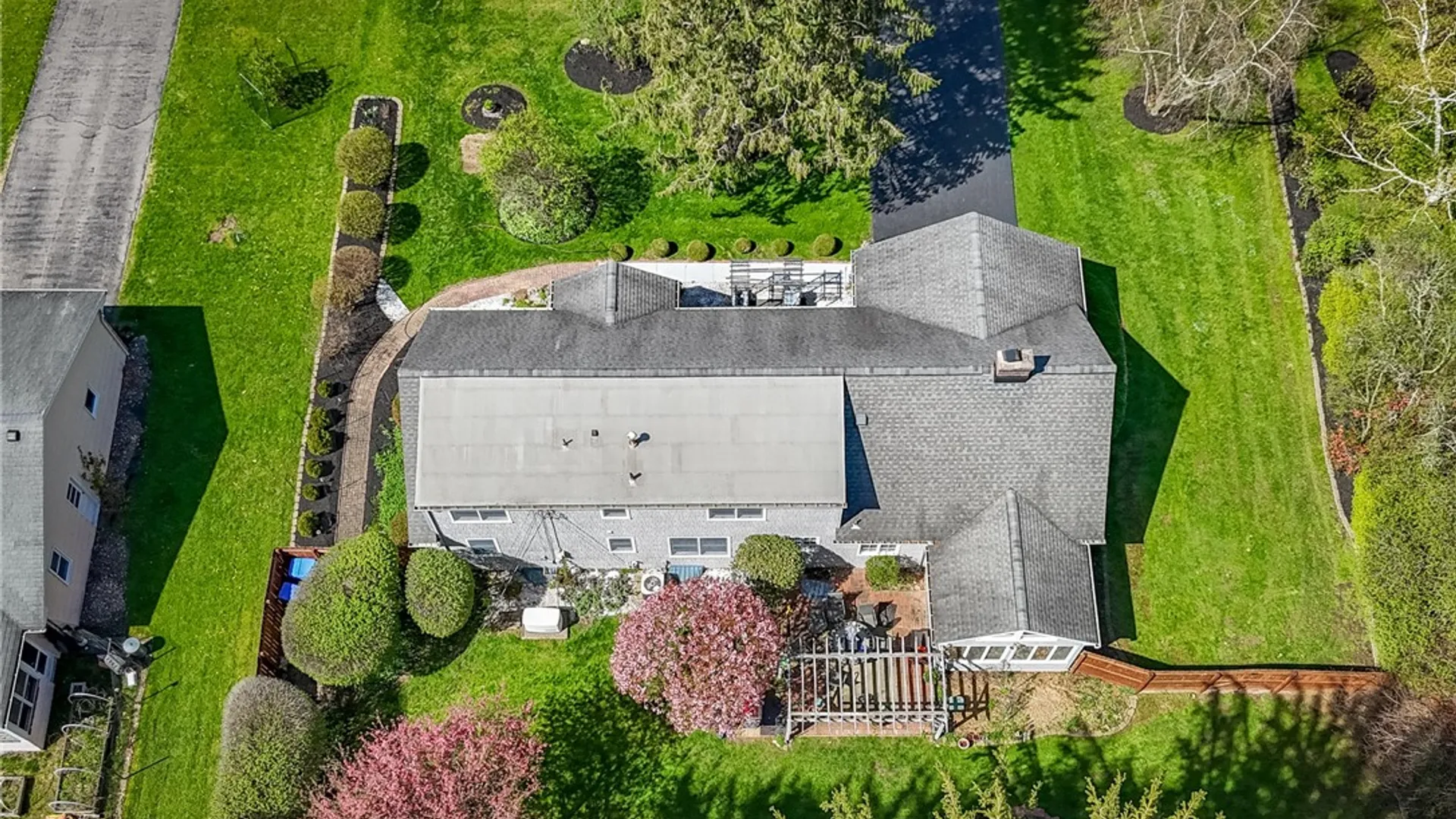 Property at 25 Coral Way, Brighton, NY 14618 48