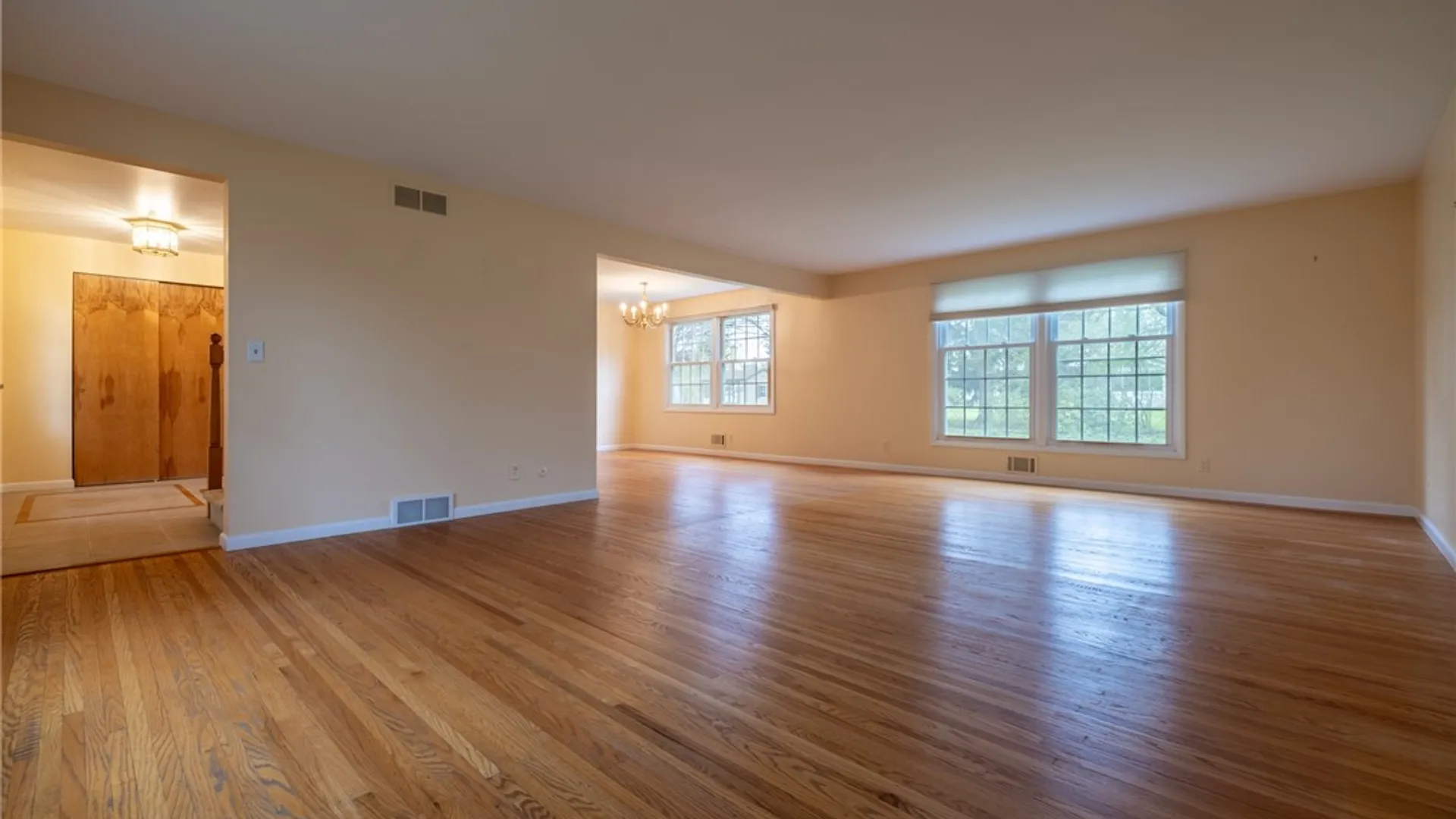 Property at 74 Harper Drive, Pittsford, NY 14534 10