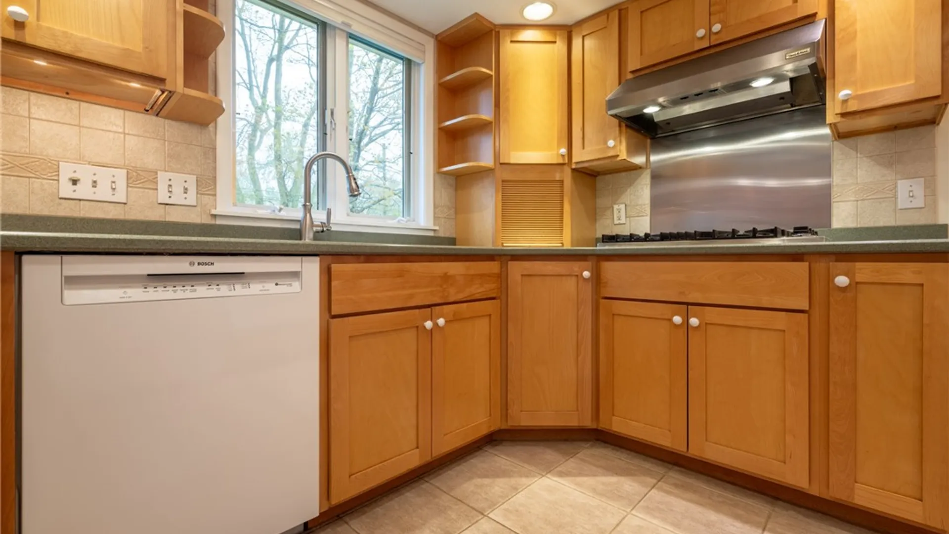 Property at 74 Harper Drive, Pittsford, NY 14534 19