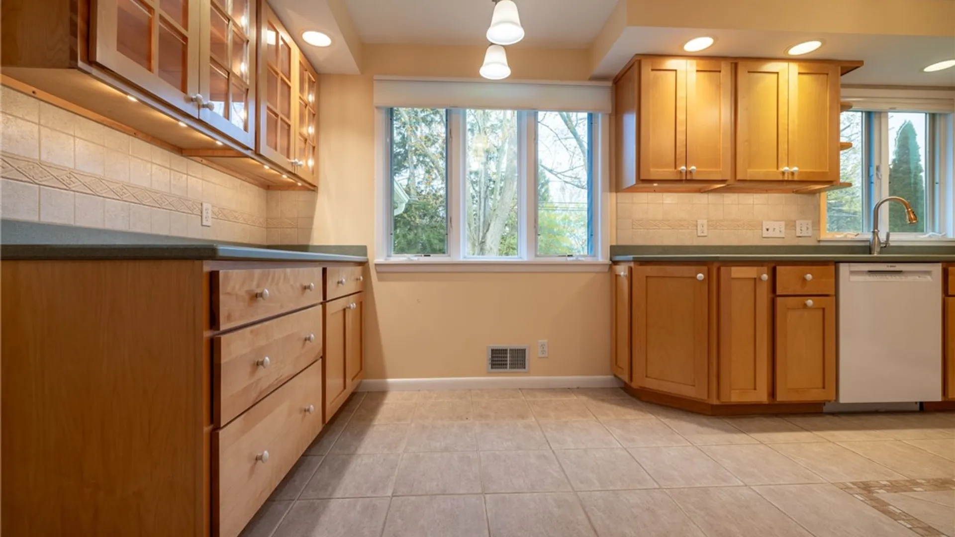 Property at 74 Harper Drive, Pittsford, NY 14534 21