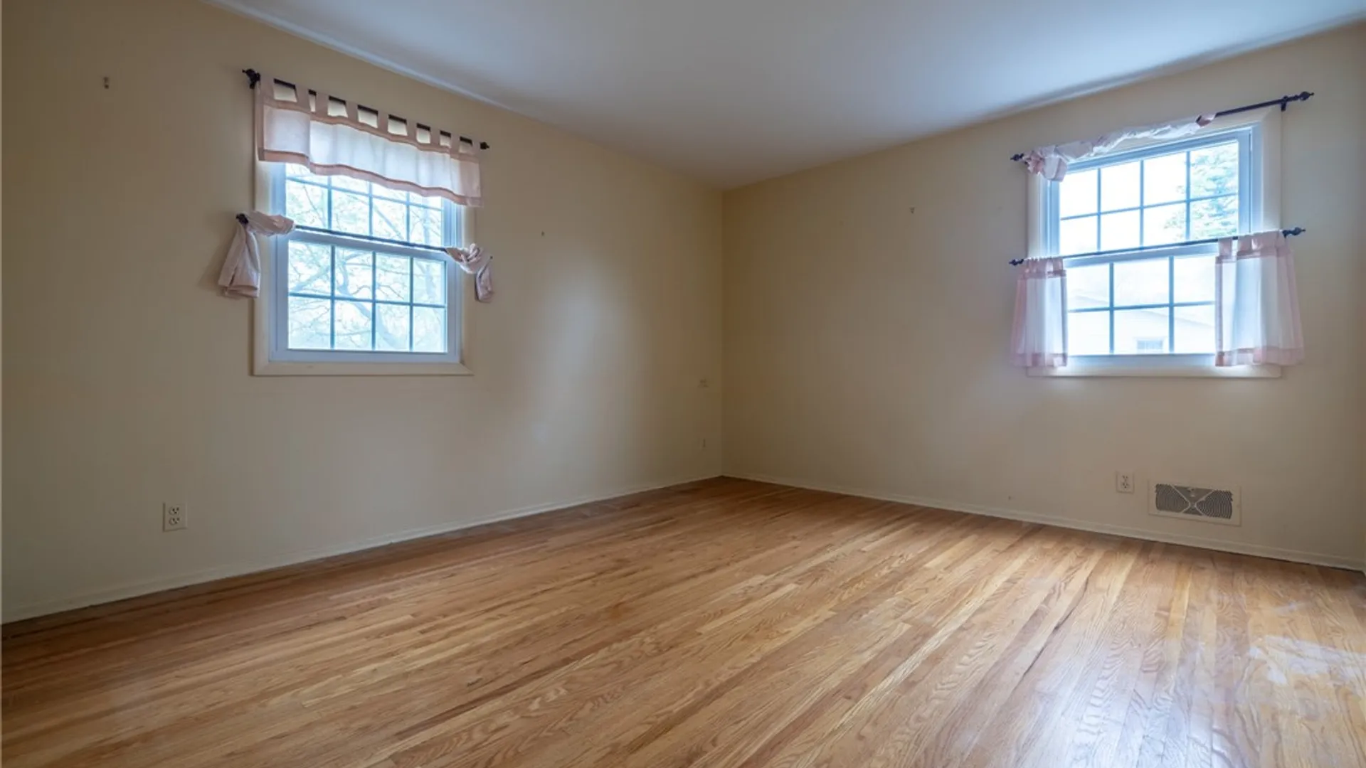 Property at 74 Harper Drive, Pittsford, NY 14534 33