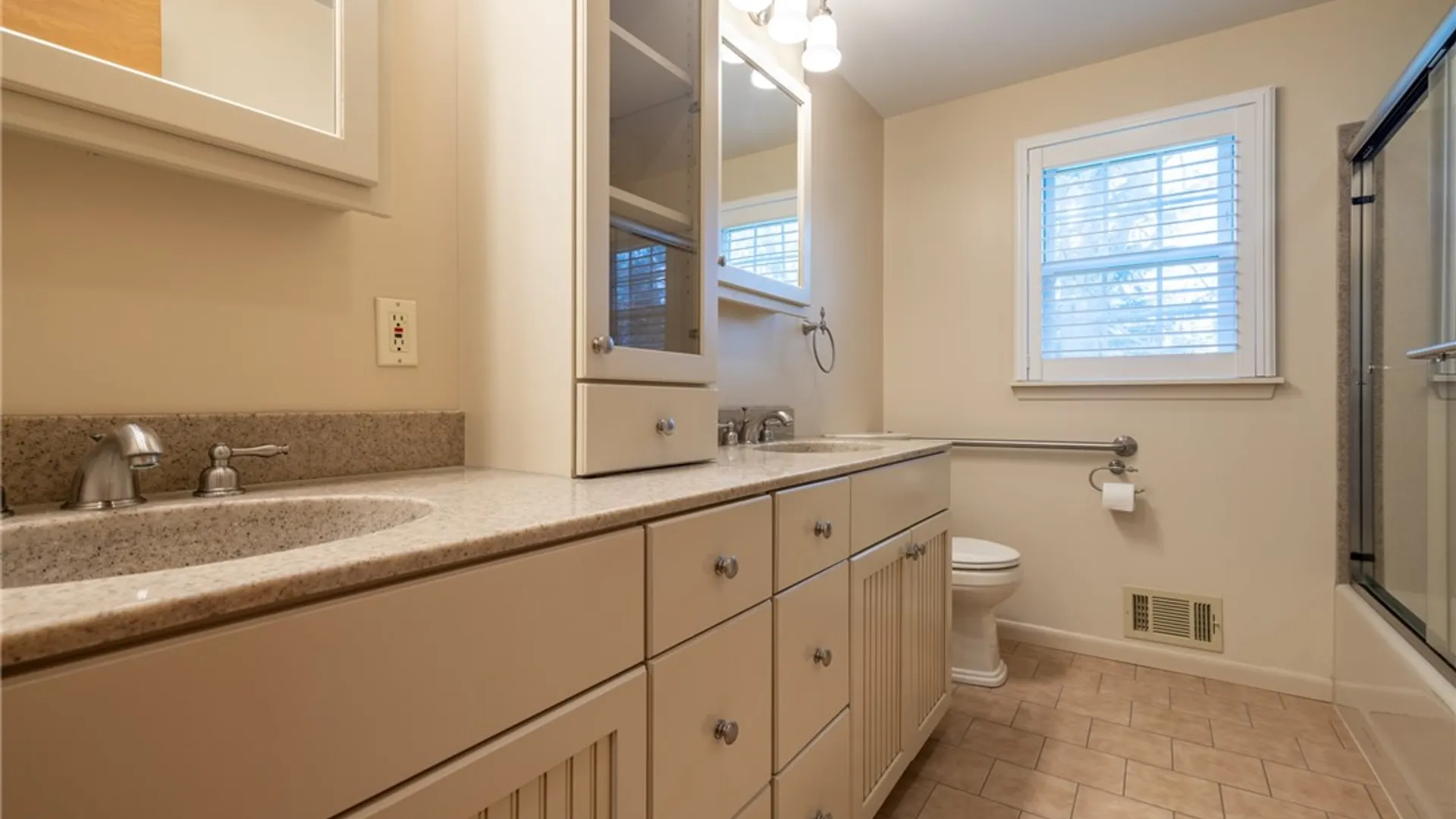 Property at 74 Harper Drive, Pittsford, NY 14534 36