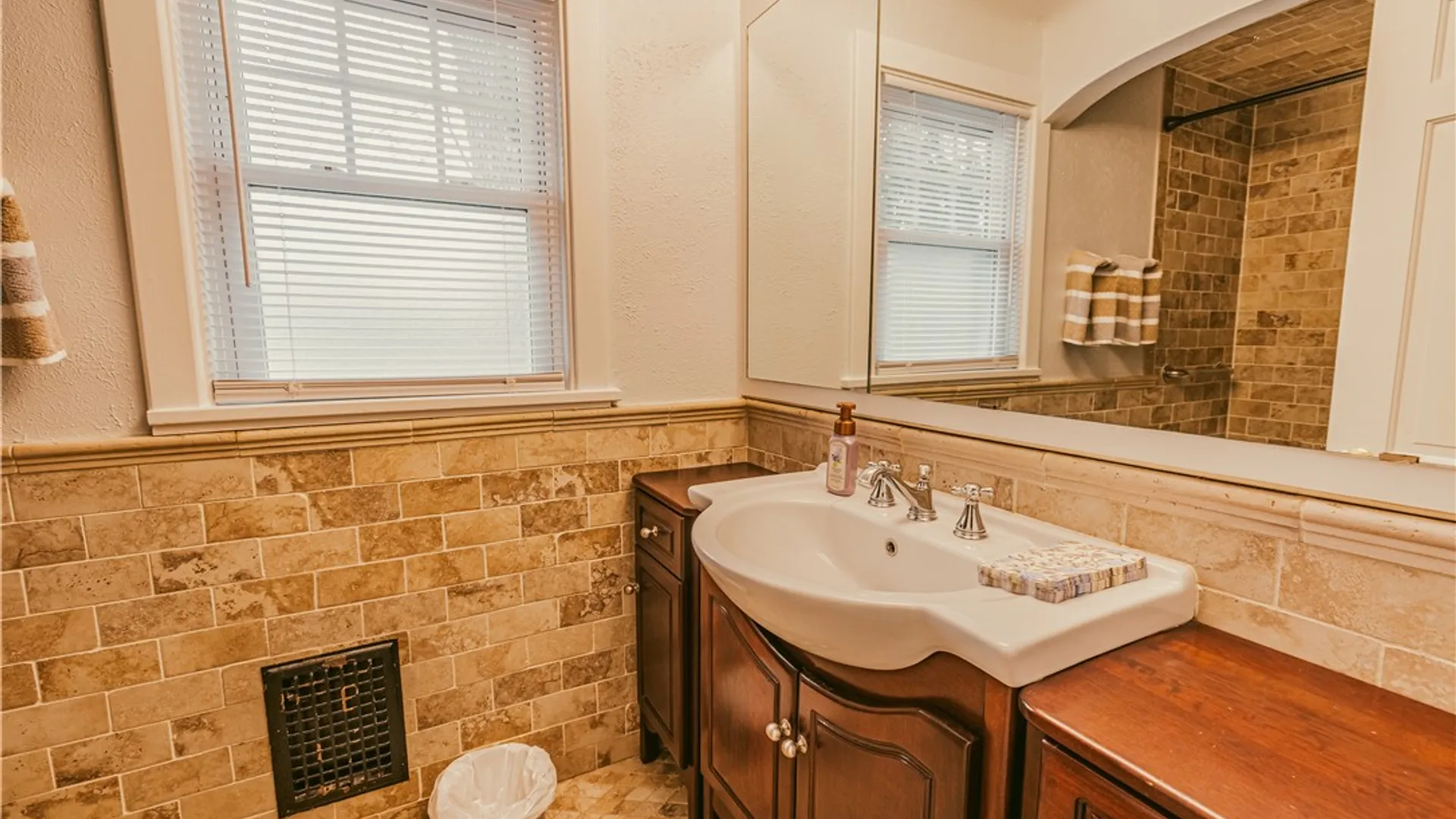 Property at 245 Nunda Boulevard, Rochester, NY 14610 20