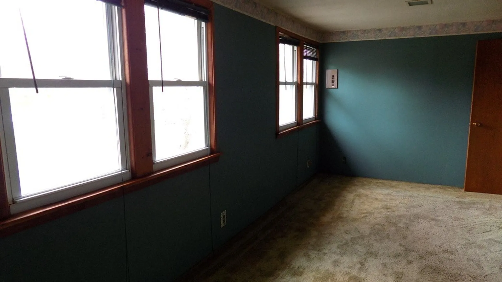 Property at 748 Robinson Street, North Tonawanda, NY 14120 21