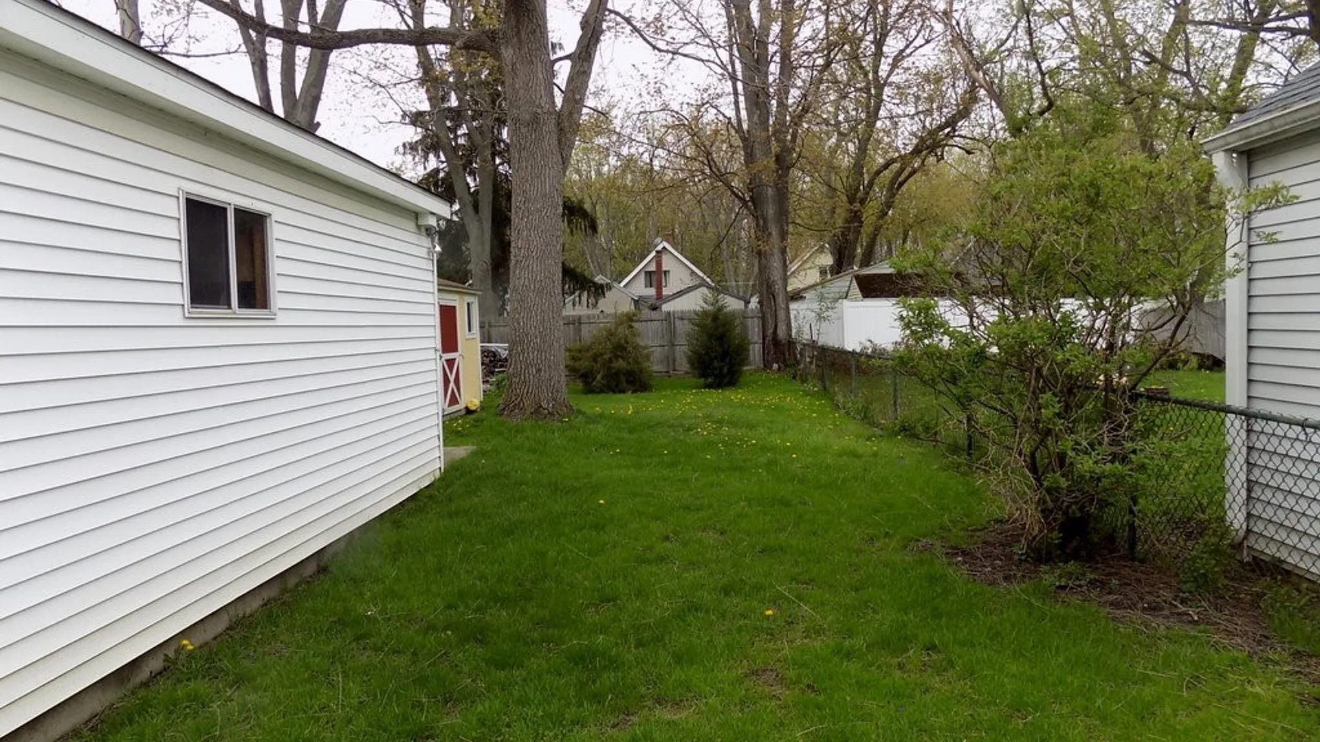 Property at 748 Robinson Street, North Tonawanda, NY 14120 33