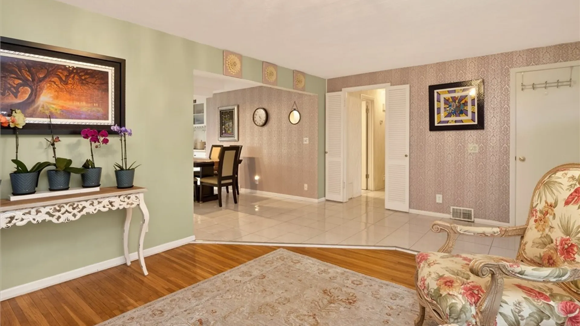 Property at 1 Sun Valley Drive, Gates, NY 14606 30