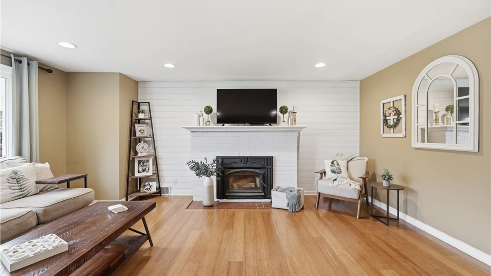Property at 310 Walton Drive, Amherst, NY 14226 7