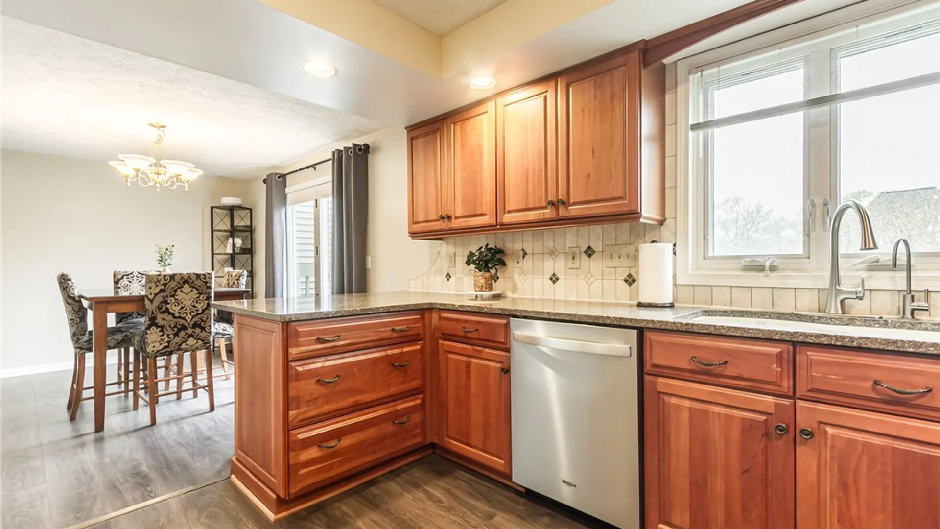 Property at 15 Nouveau Place, Perinton, NY 14450 12