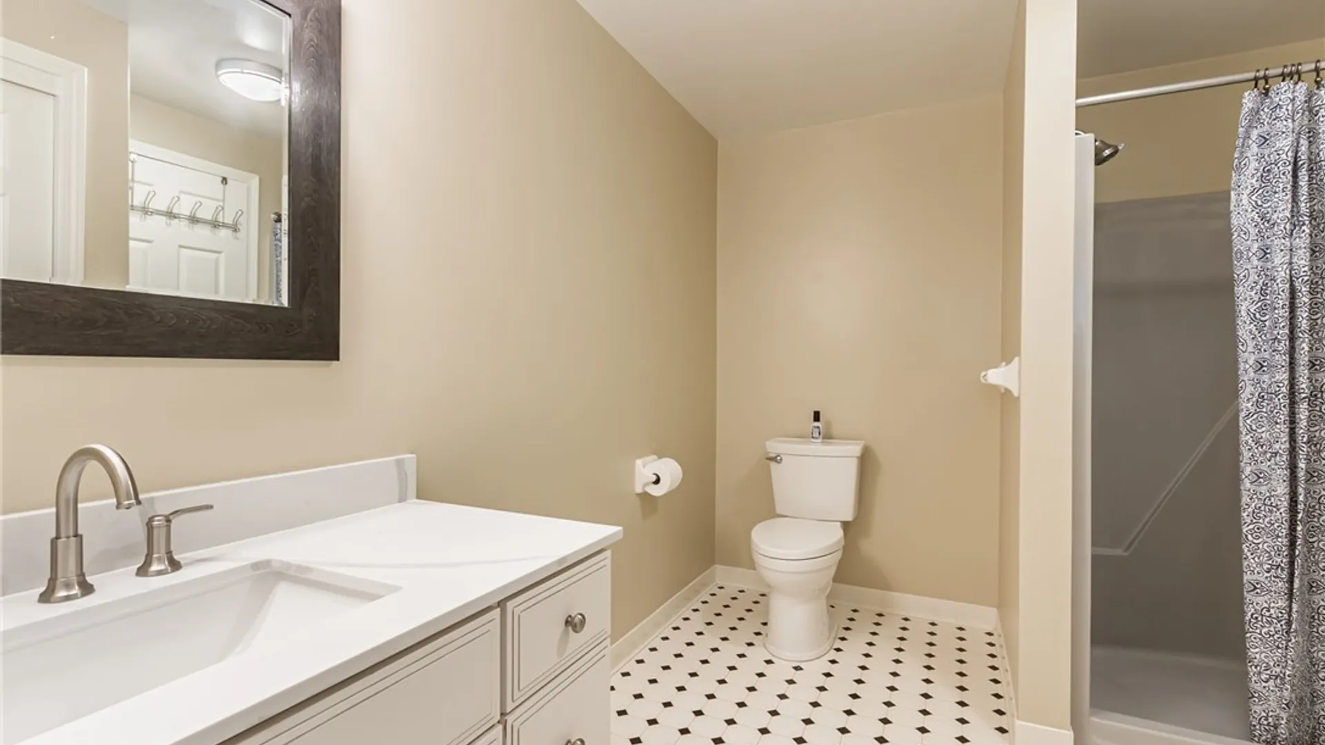 Property at 15 Nouveau Place, Perinton, NY 14450 20