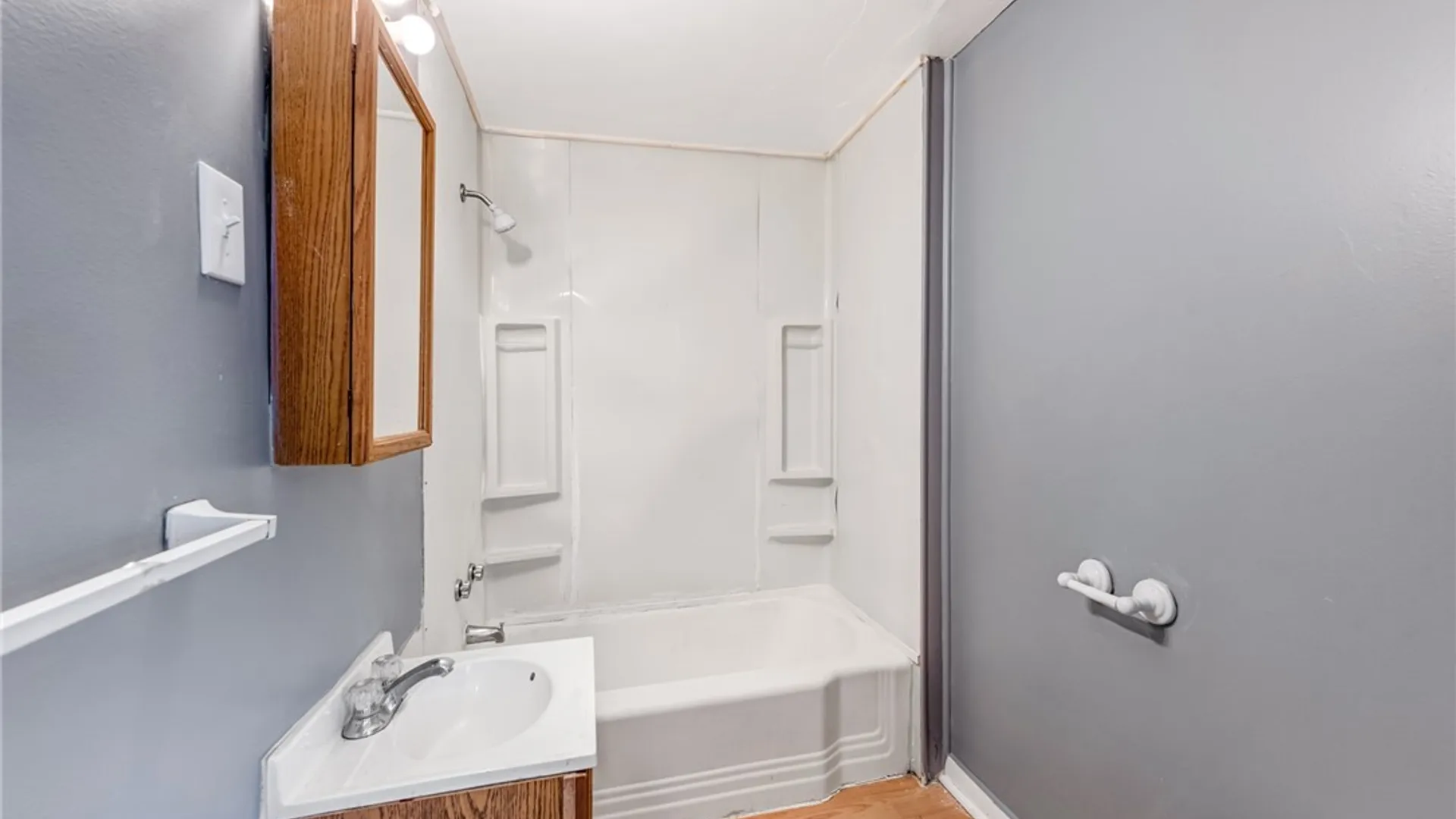 Property at 2065 Park Avenue, Buffalo, NY 14220 21