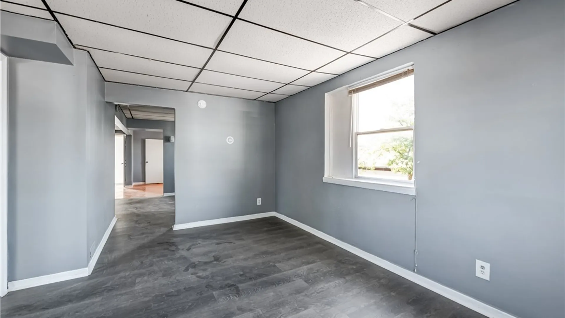 Property at 2065 Park Avenue, Buffalo, NY 14220 27