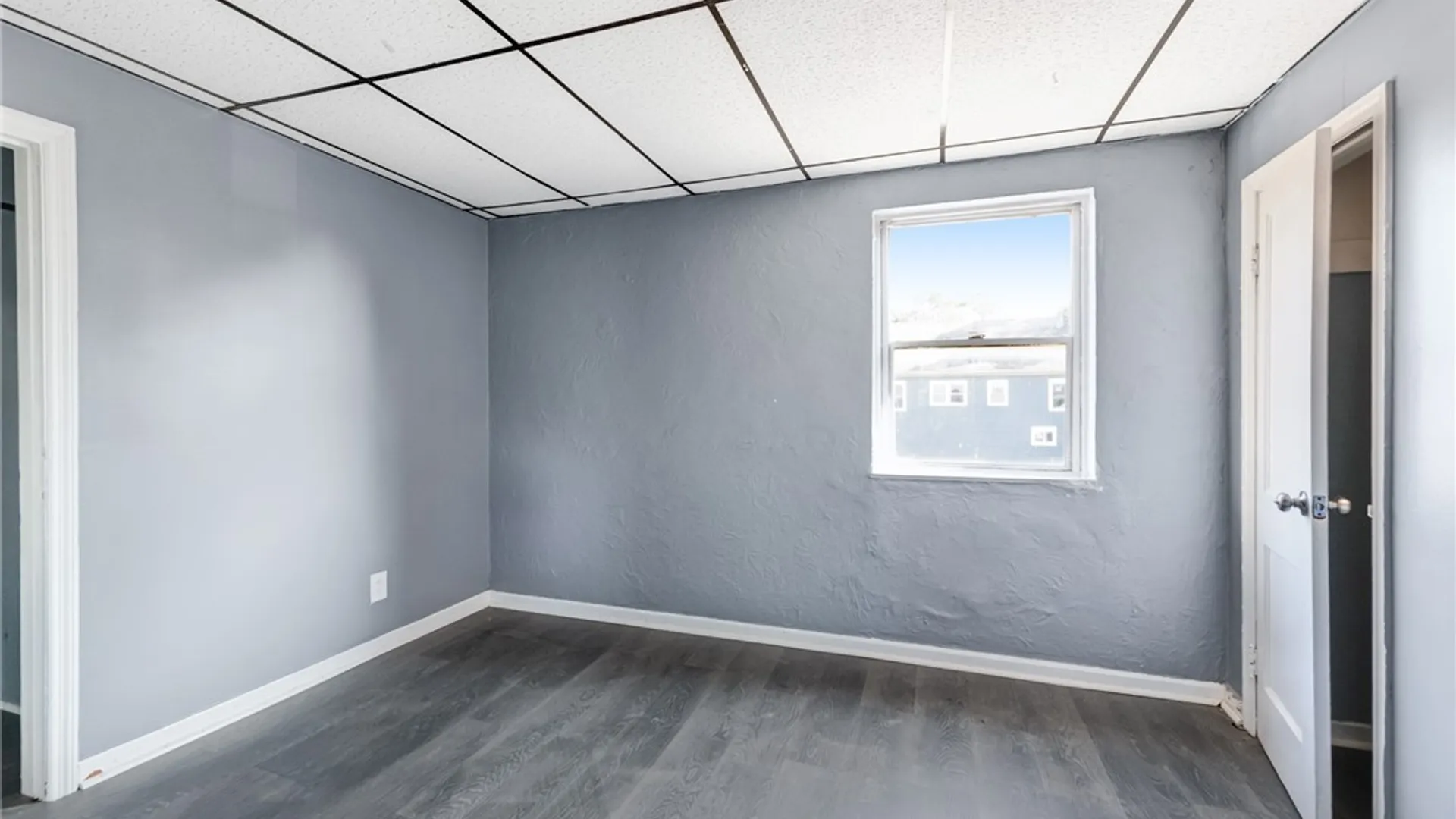 Property at 2065 Park Avenue, Buffalo, NY 14220 30